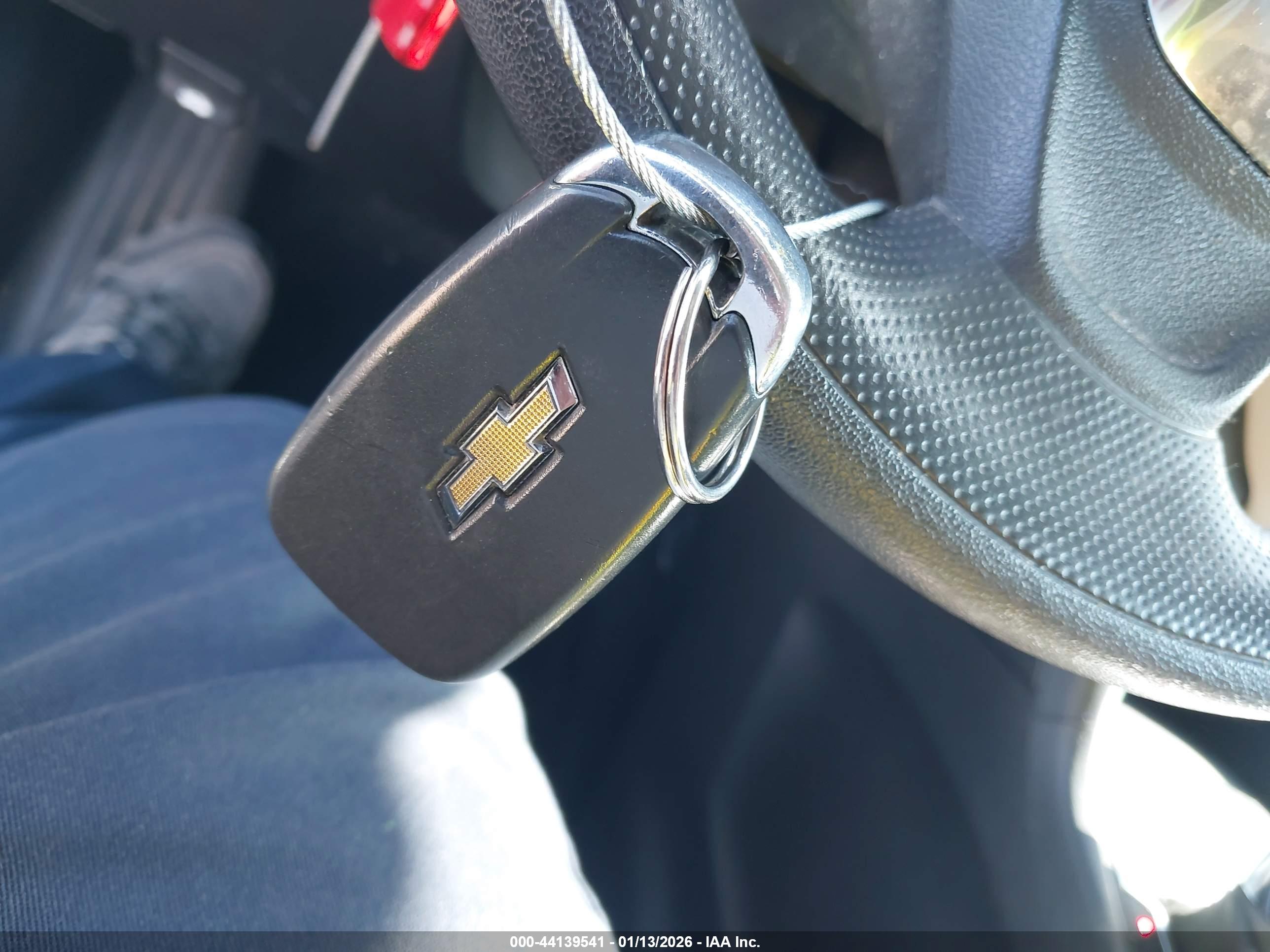 CHEVROLET EQUINOX image 11