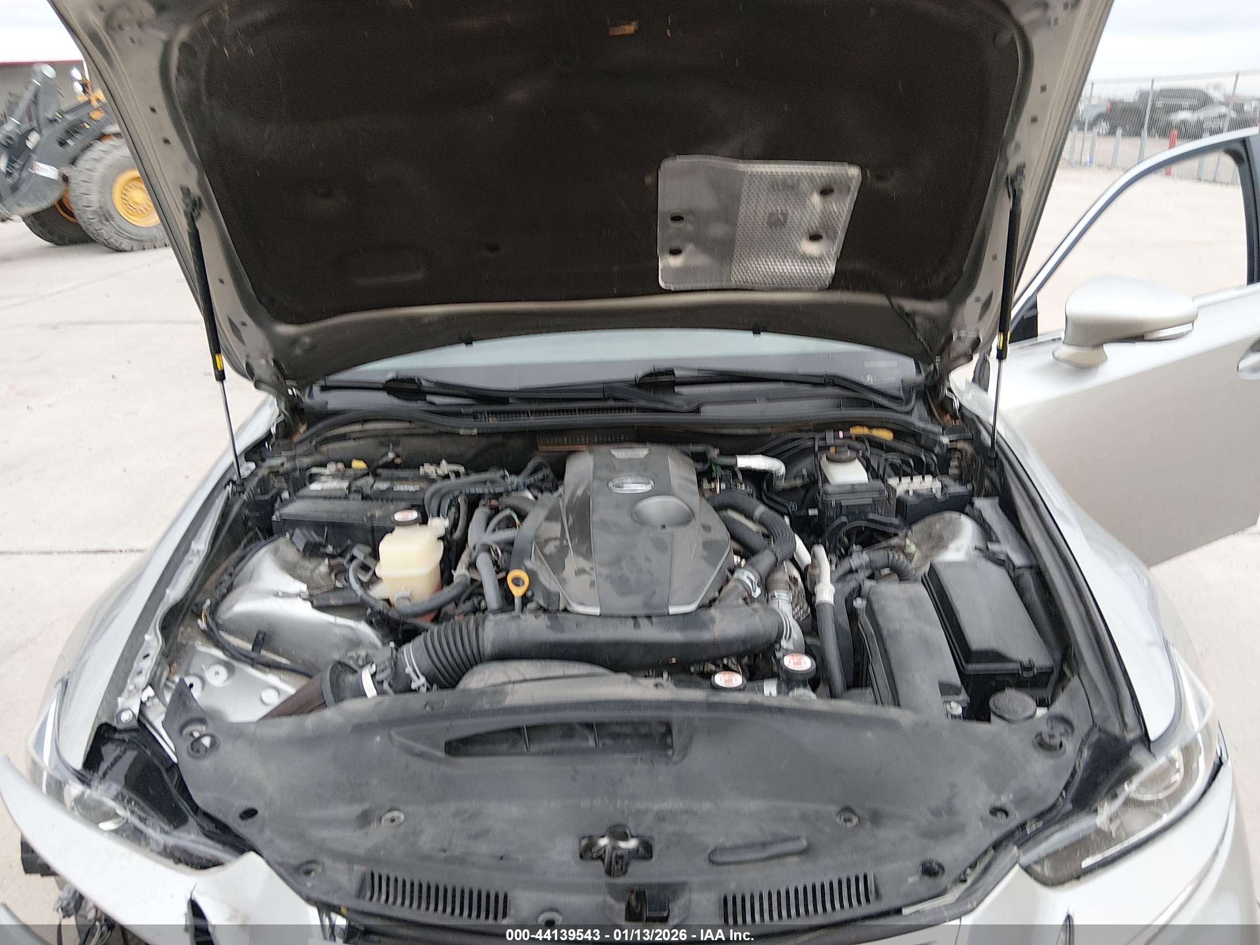 LEXUS IS image 10