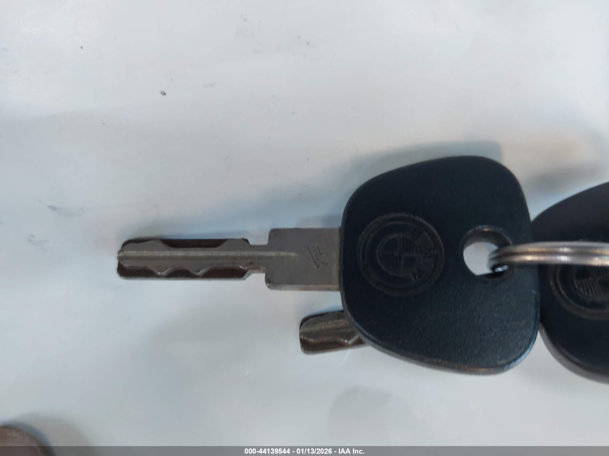 BMW 318 image 11