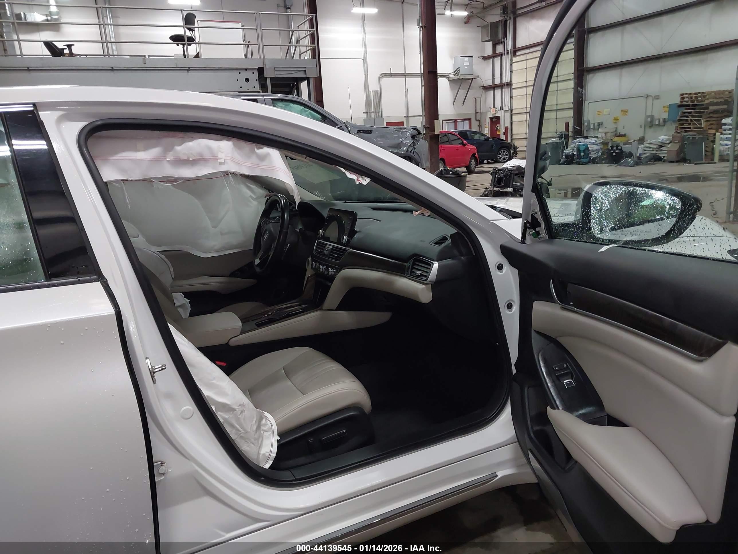HONDA ACCORD image 5