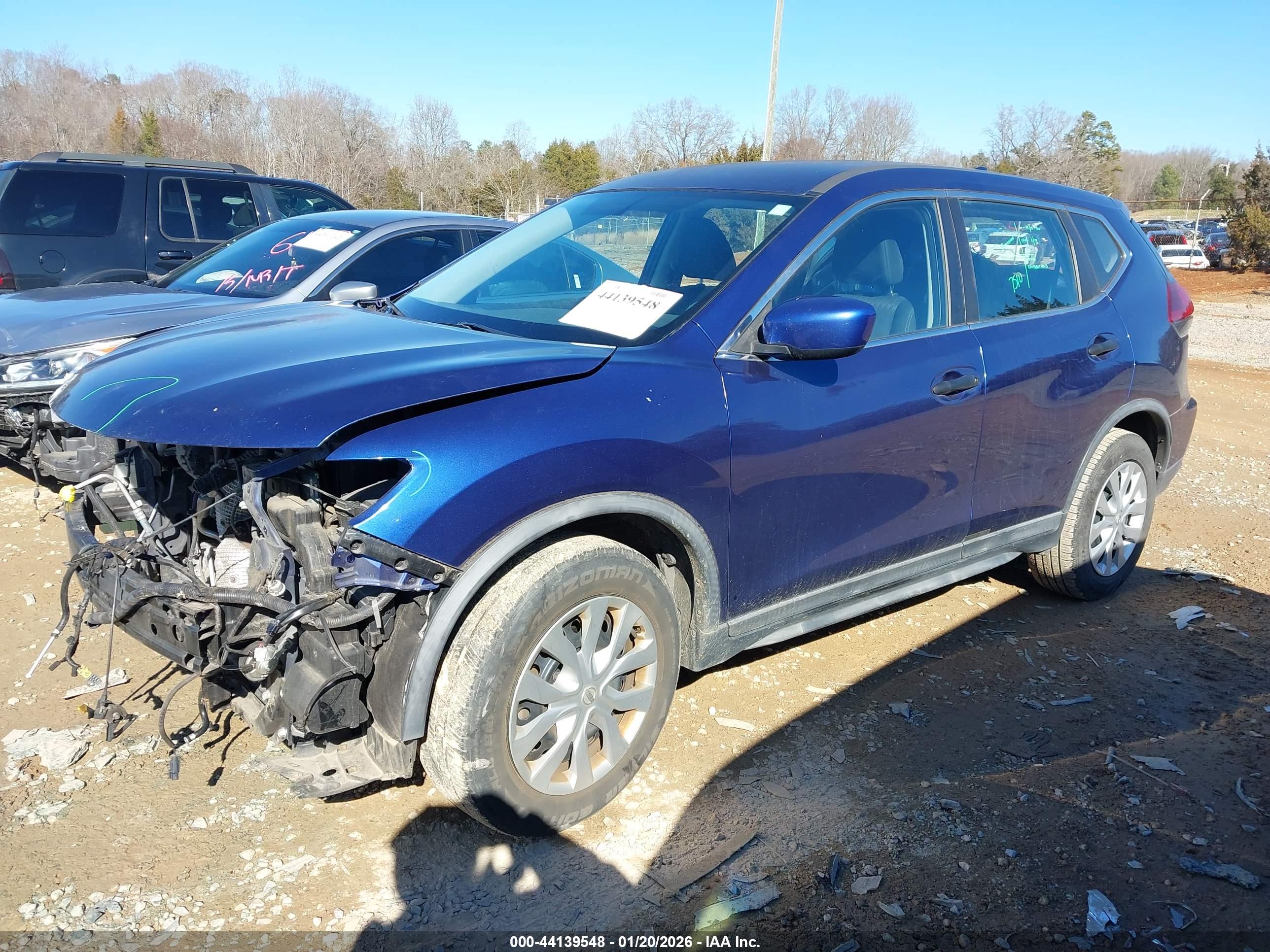 NISSAN ROGUE image 2