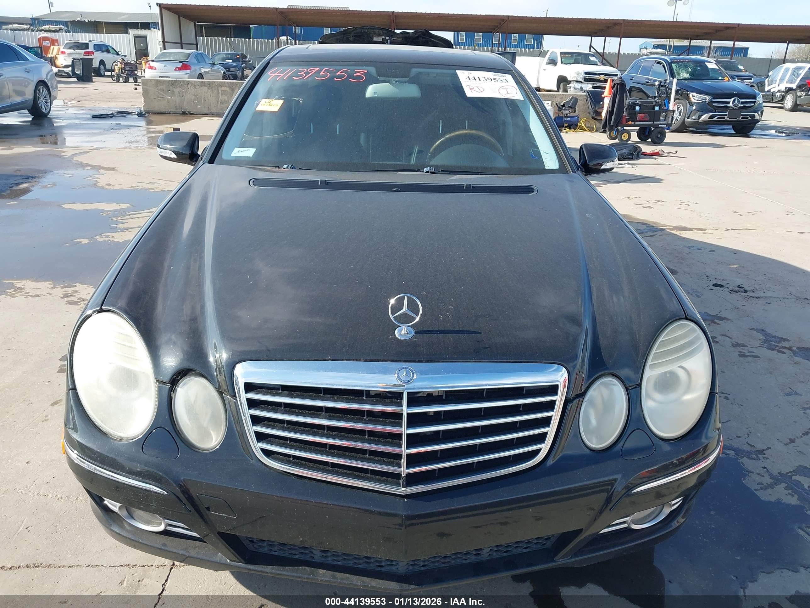 MERCEDES-BENZ E image 6