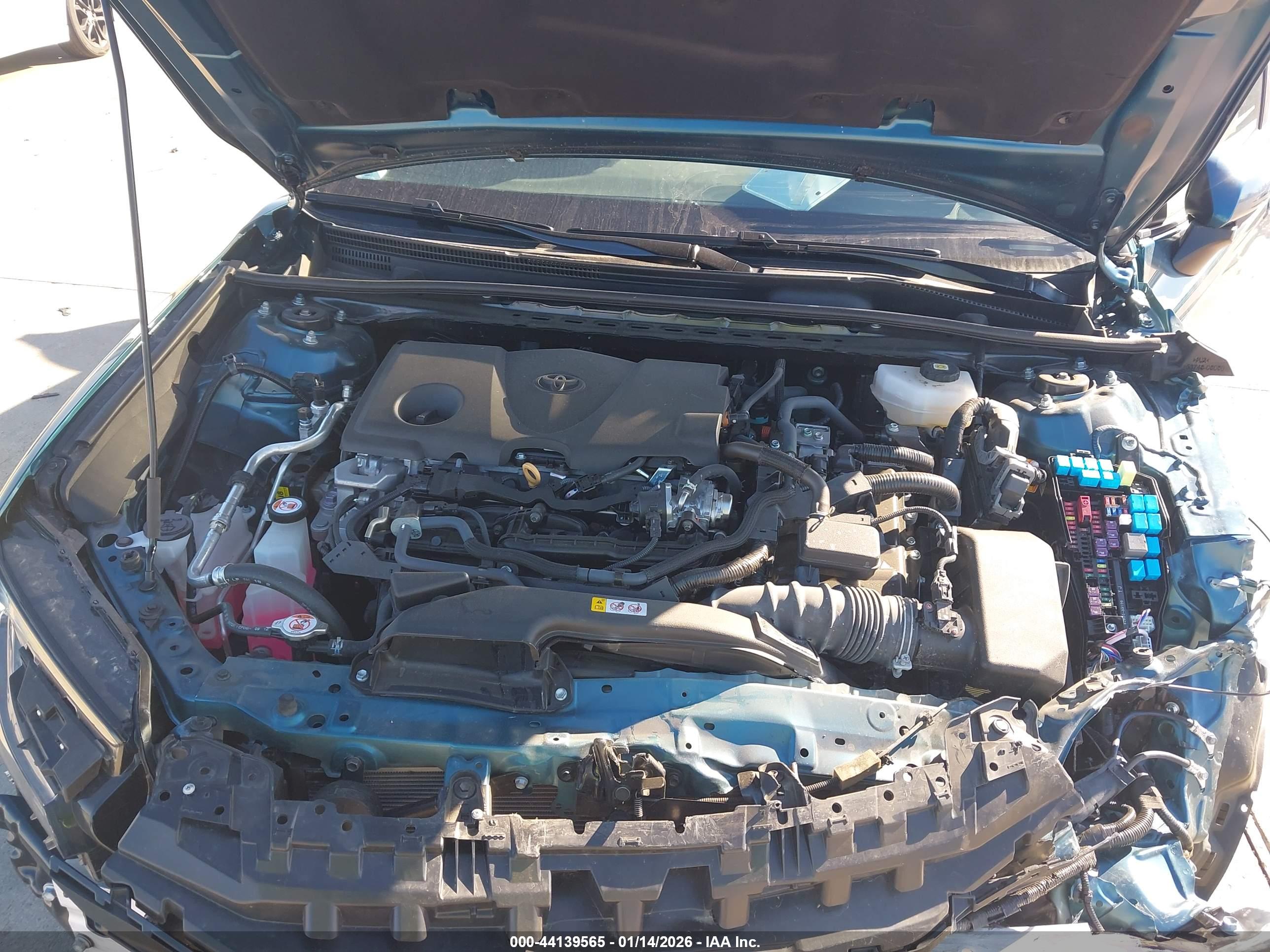 TOYOTA CAMRY image 10
