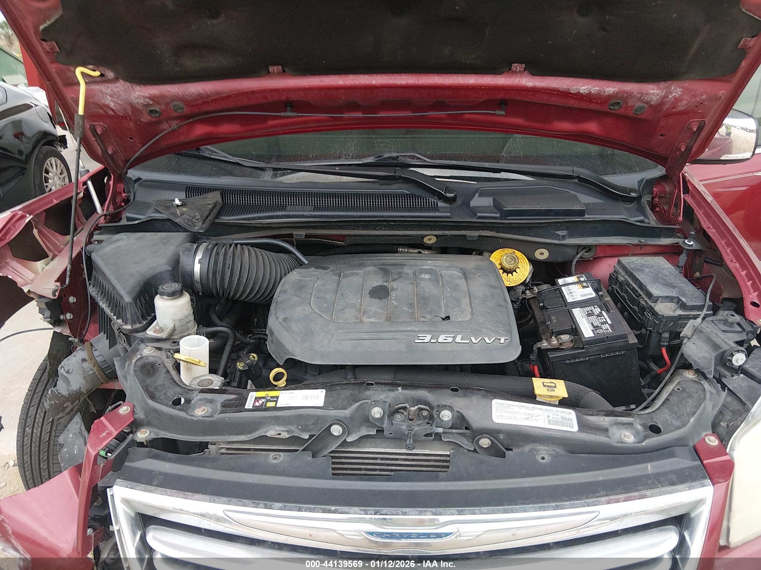CHRYSLER TOWN image 10