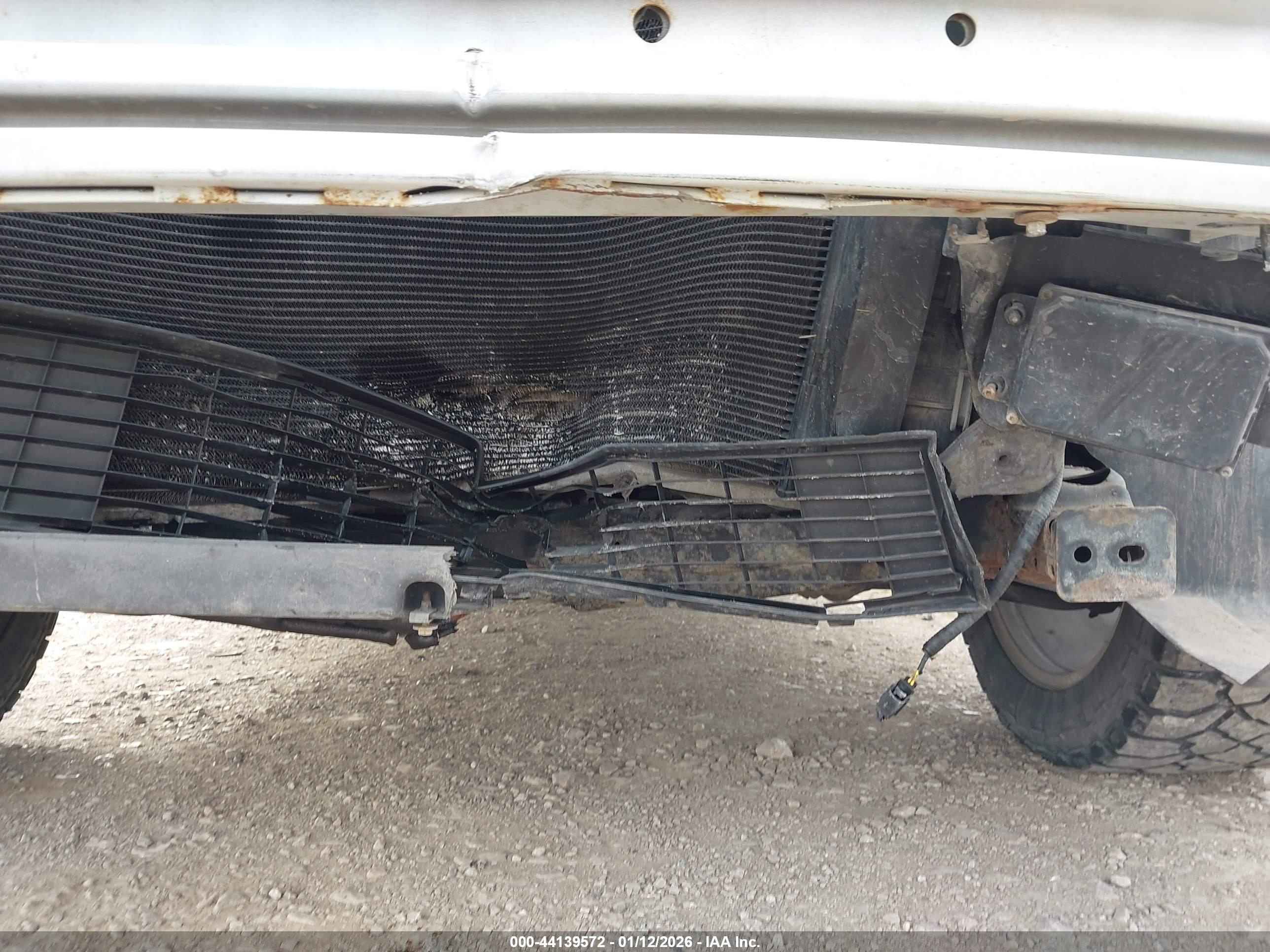 FORD EXPLORER image 6