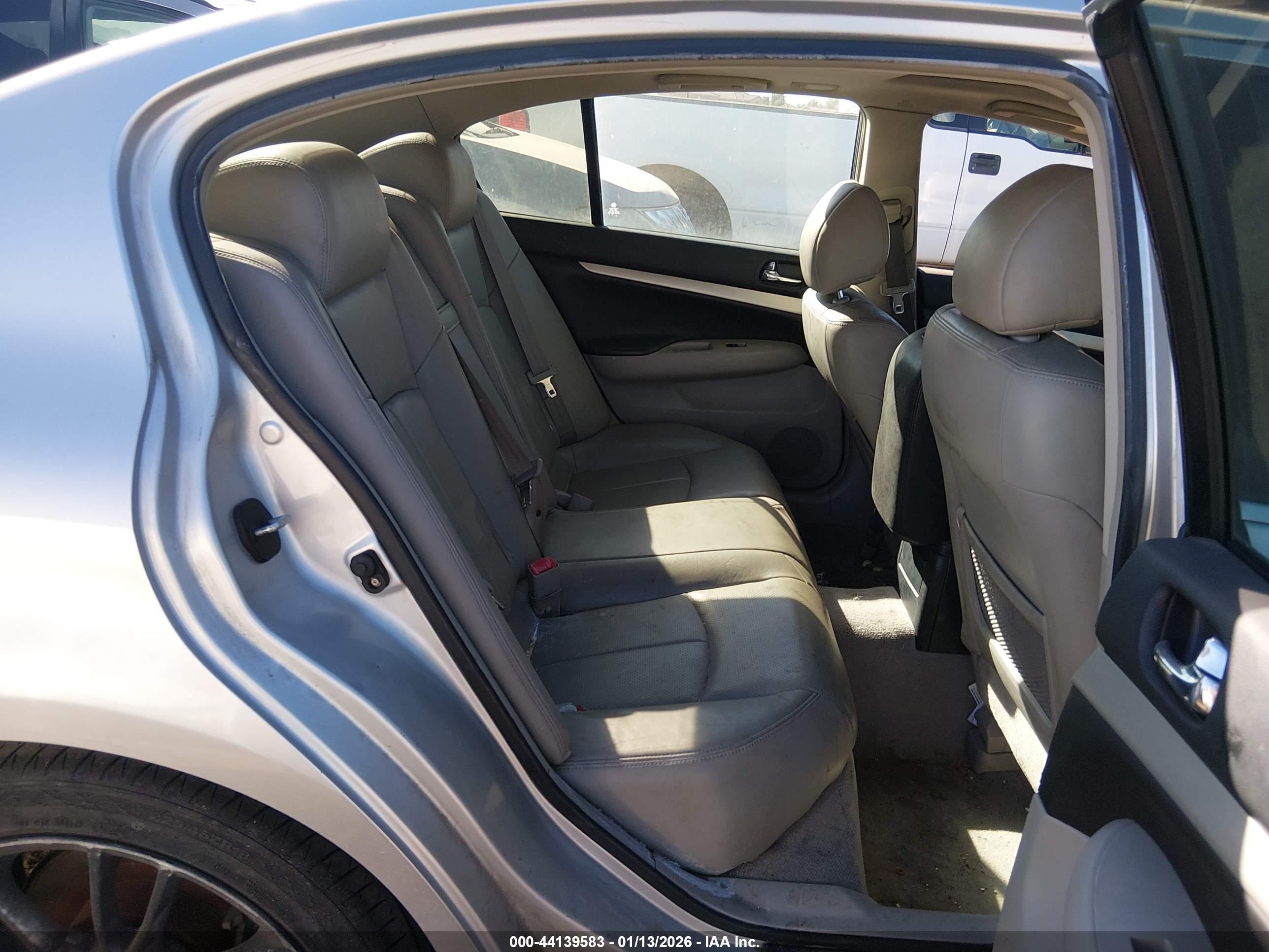 INFINITI G35 image 8