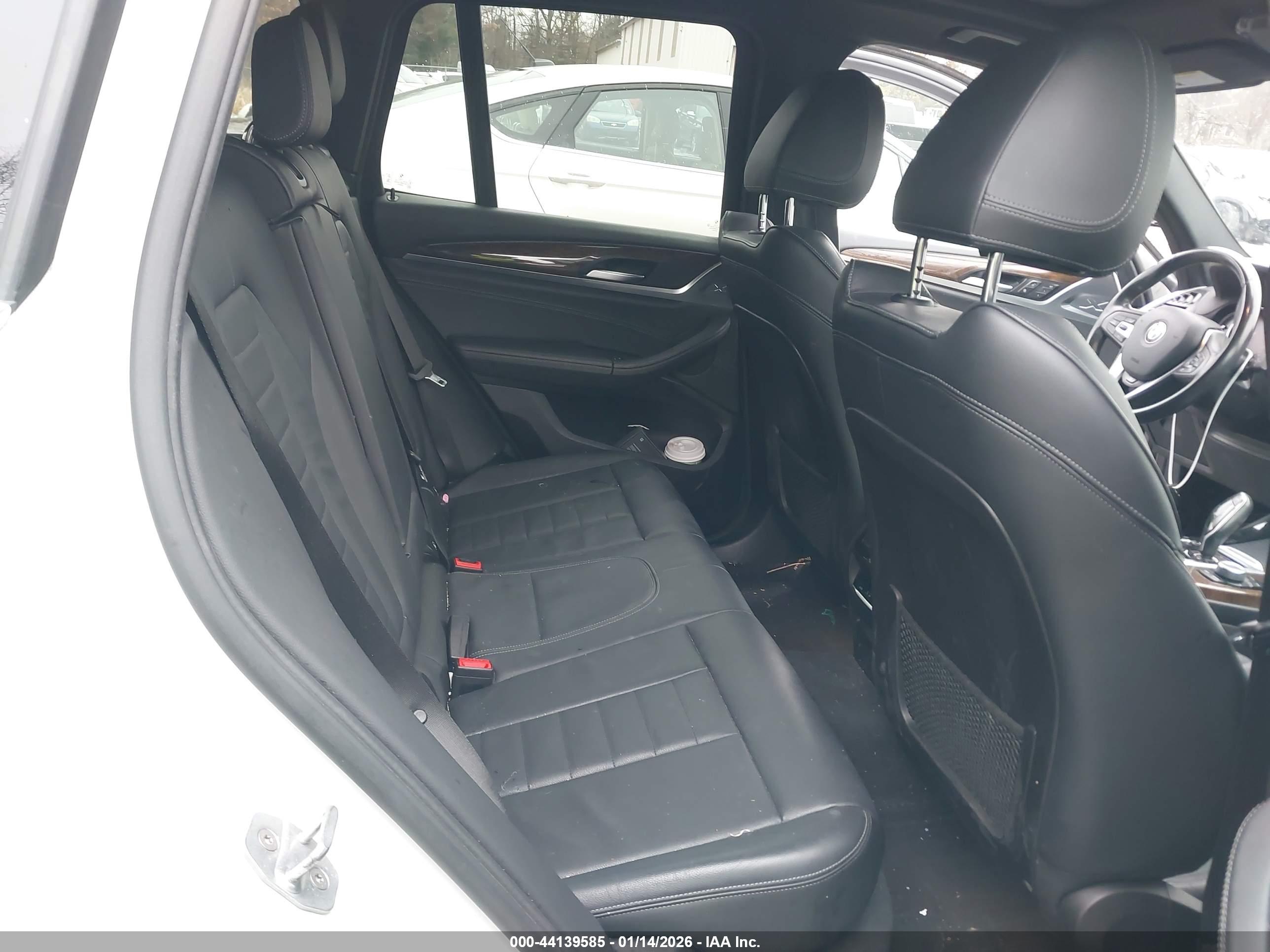 BMW X3 image 8