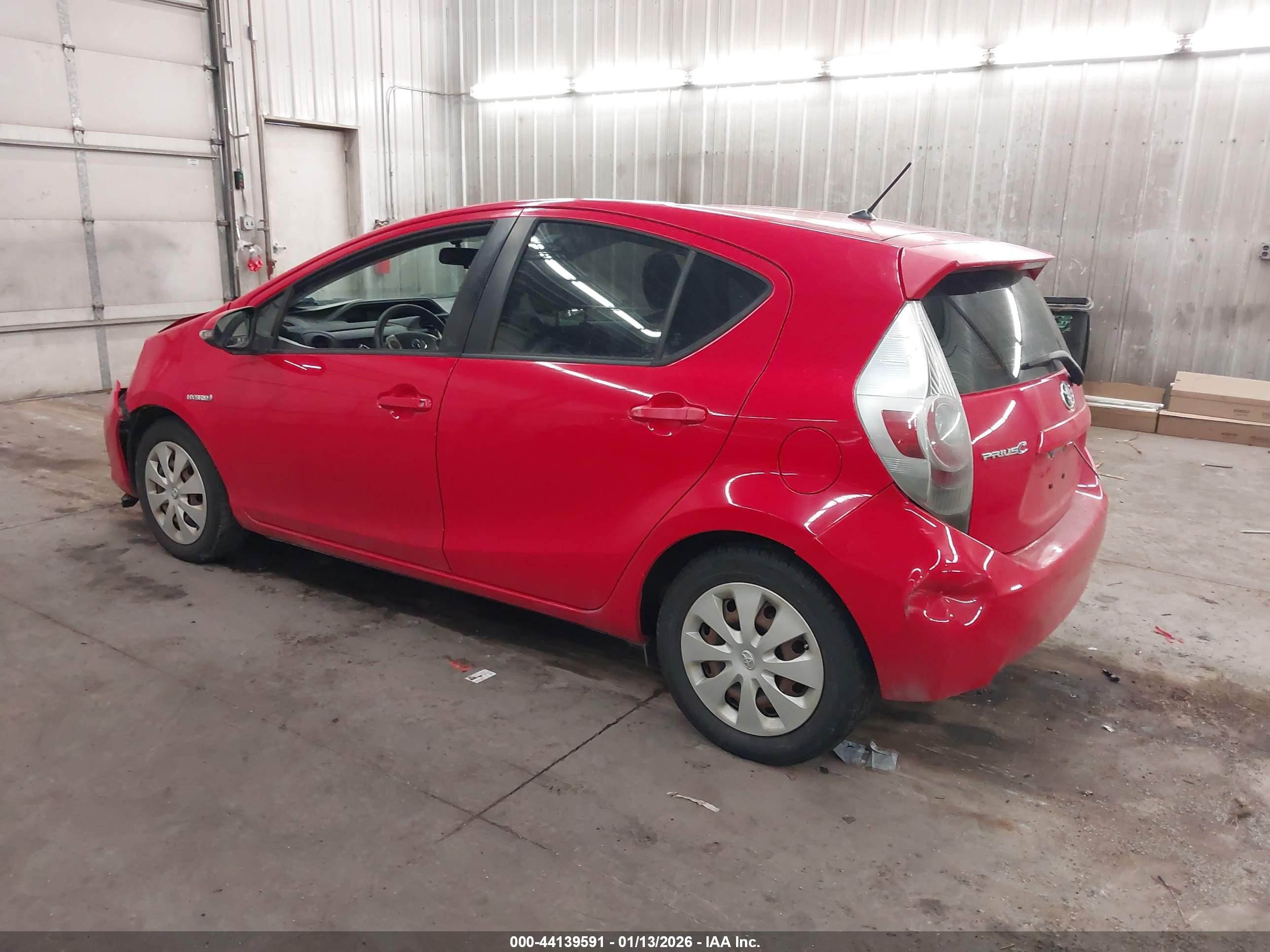 TOYOTA PRIUS image 3