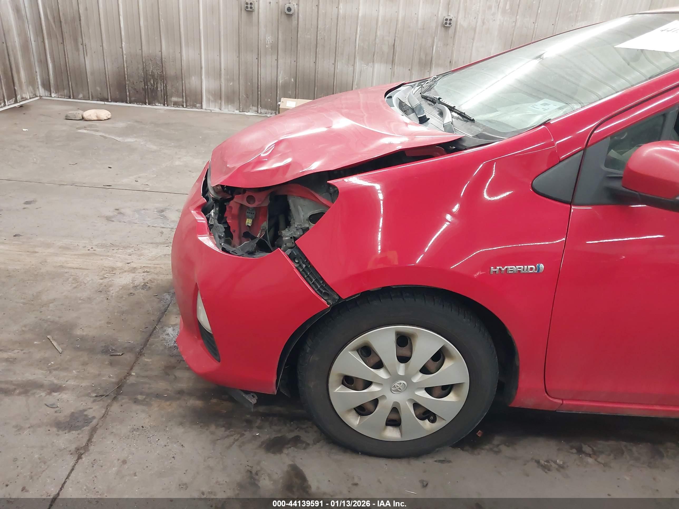 TOYOTA PRIUS image 6