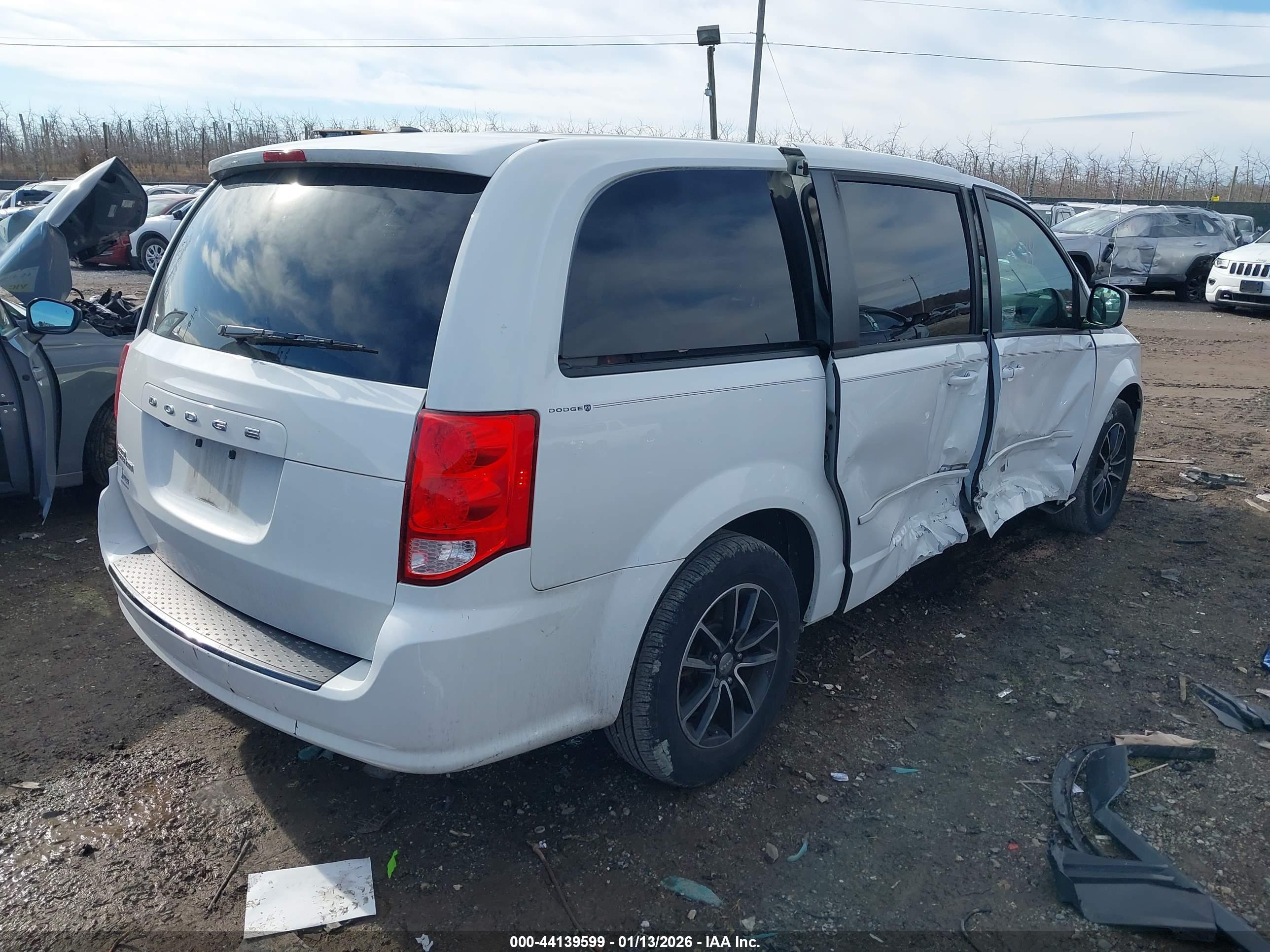 DODGE GRAND image 4