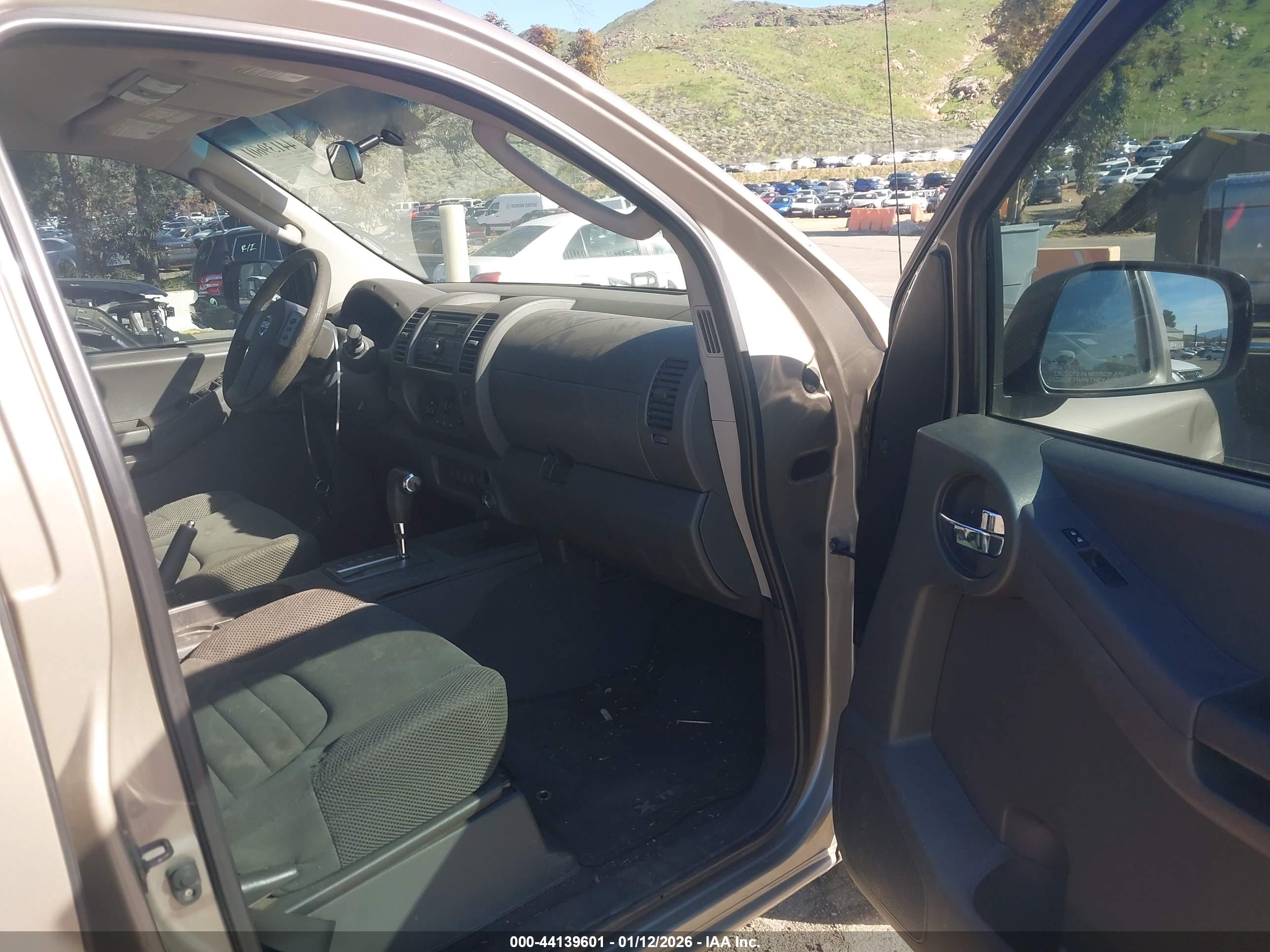 NISSAN XTERRA image 5