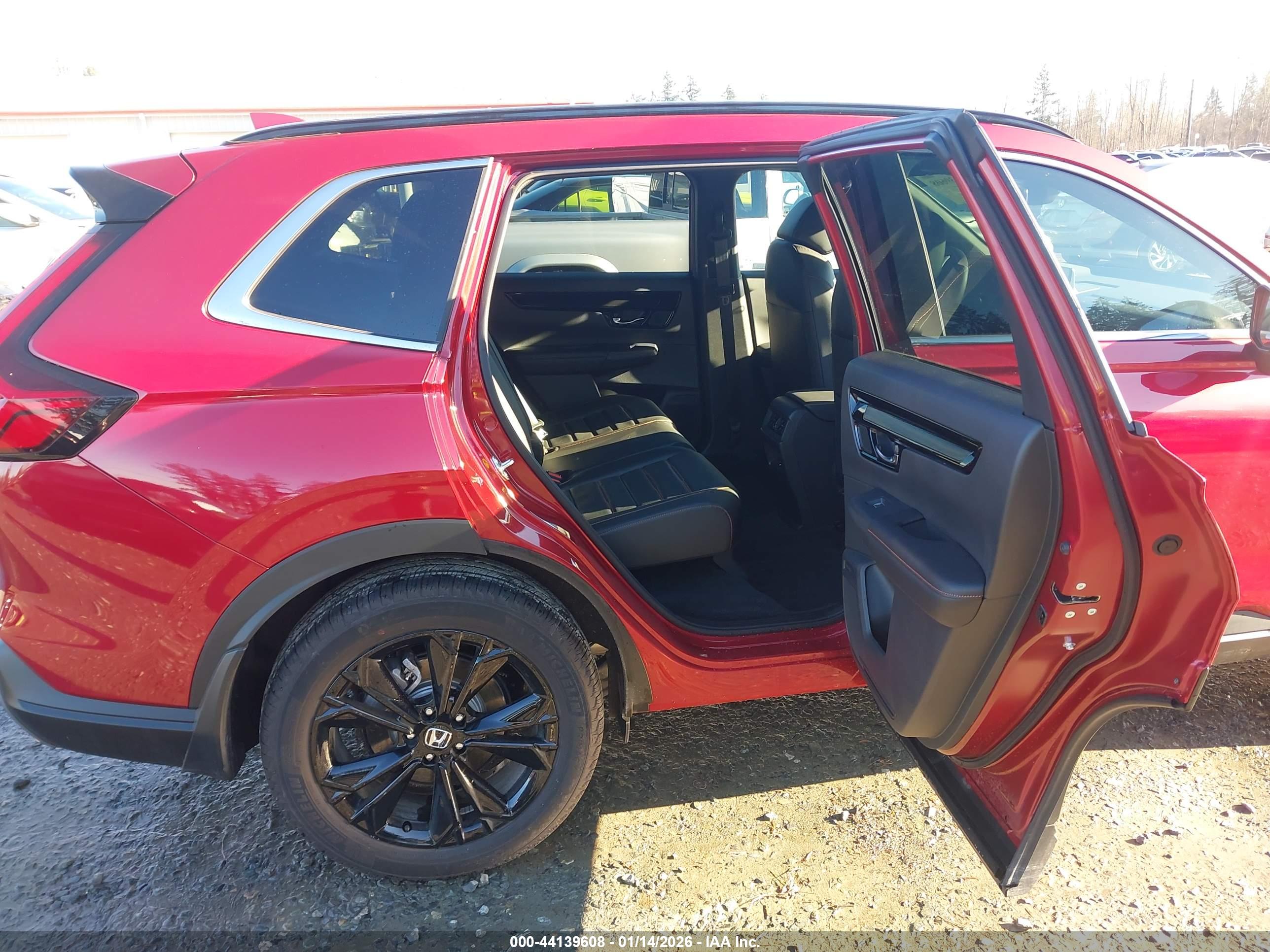 HONDA CR-V image 8
