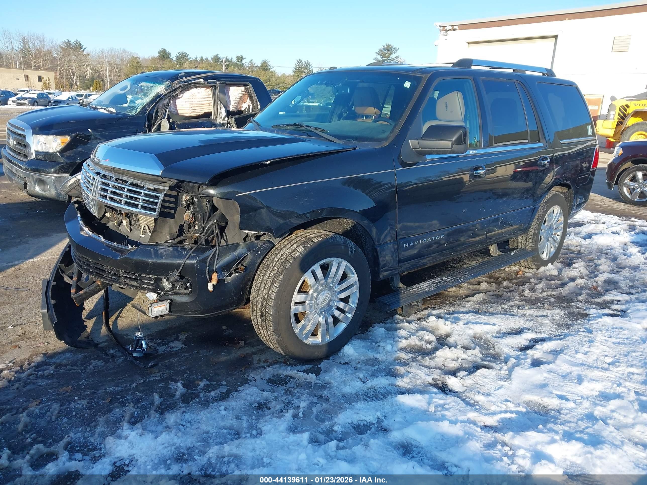 LINCOLN NAVIGATOR image 2