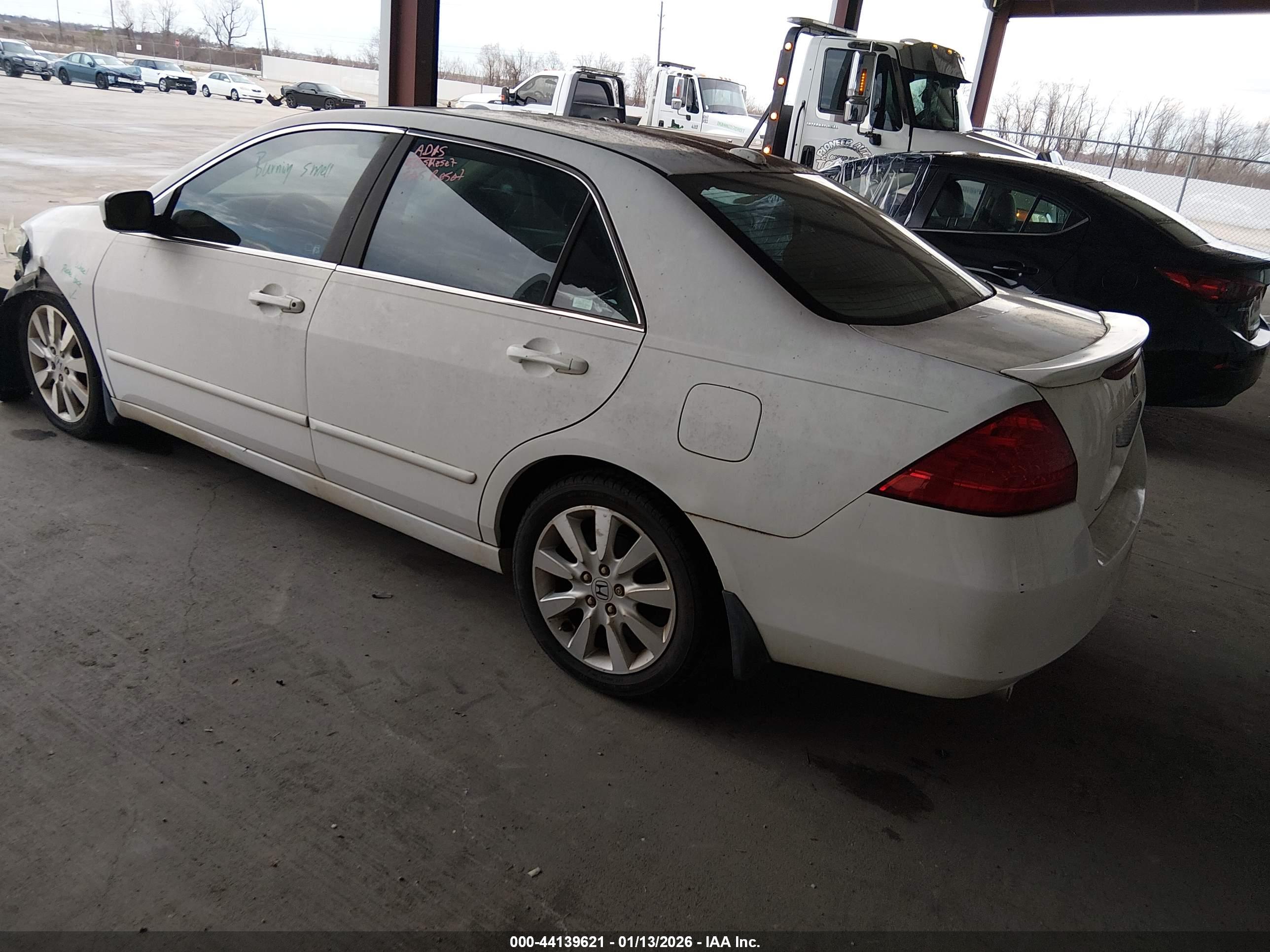 HONDA ACCORD image 3