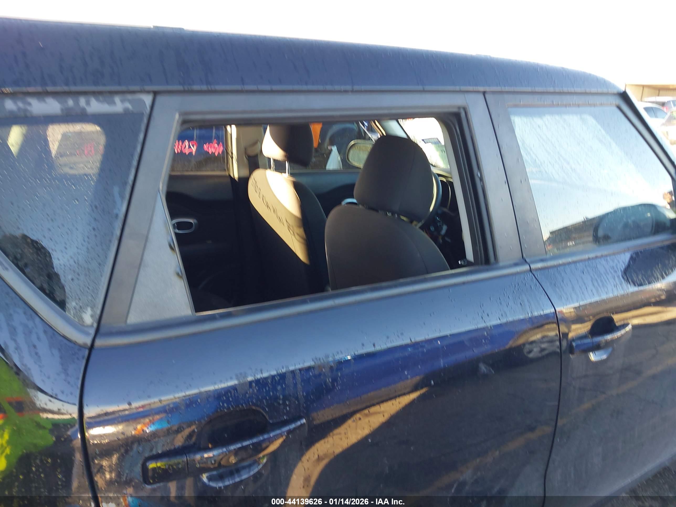 KIA SOUL image 6