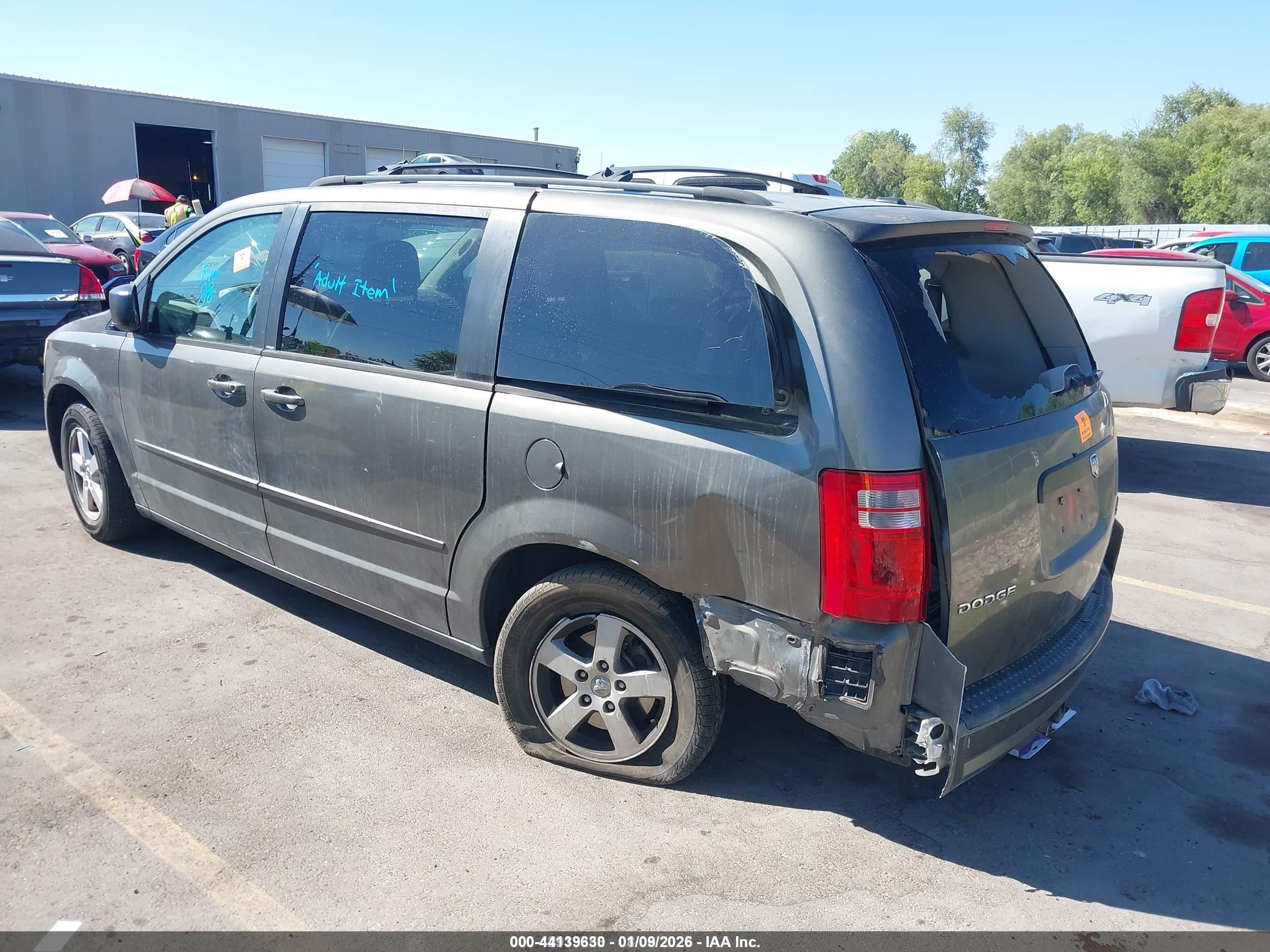 DODGE GRAND image 3