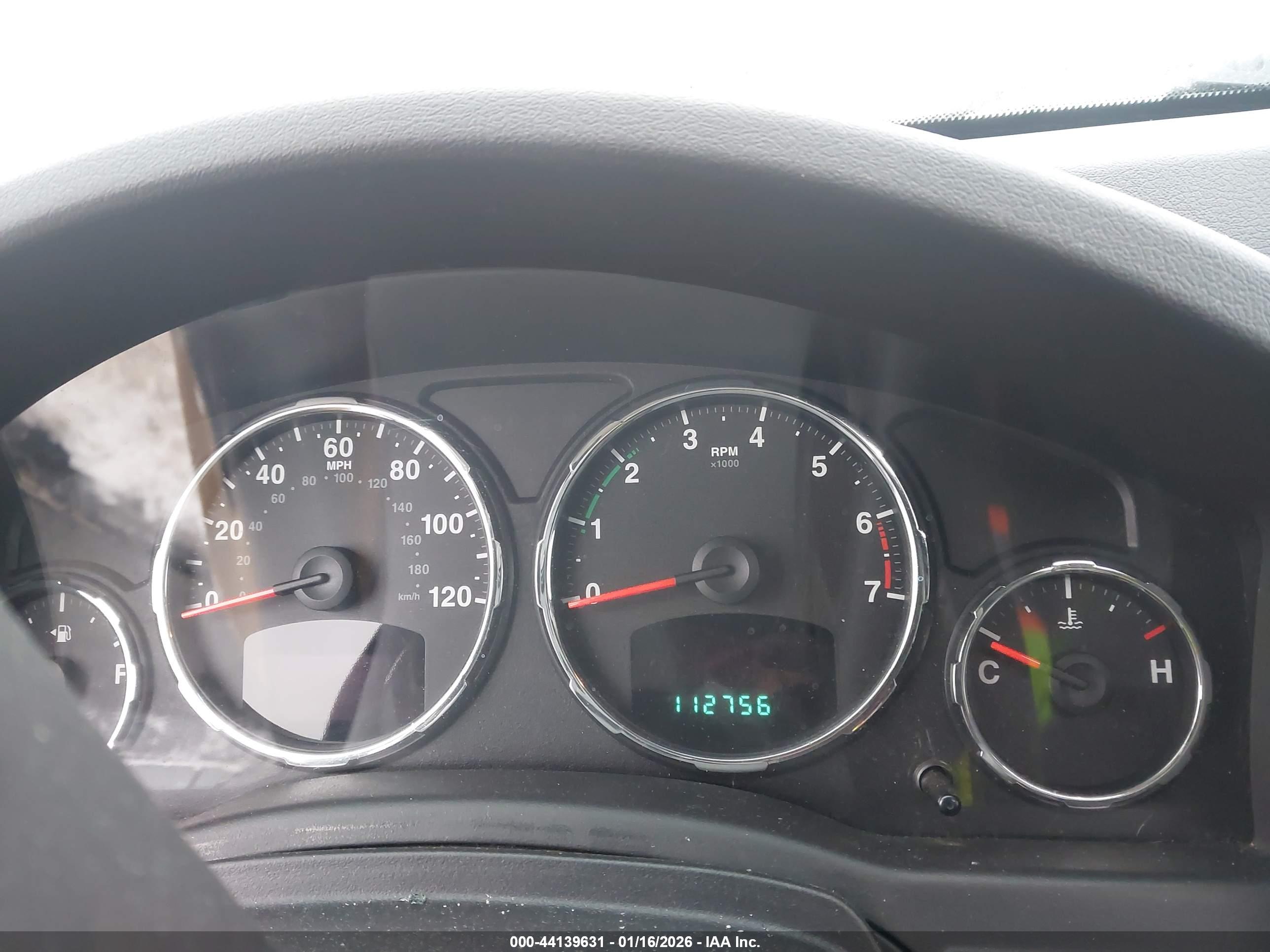 JEEP LIBERTY image 7