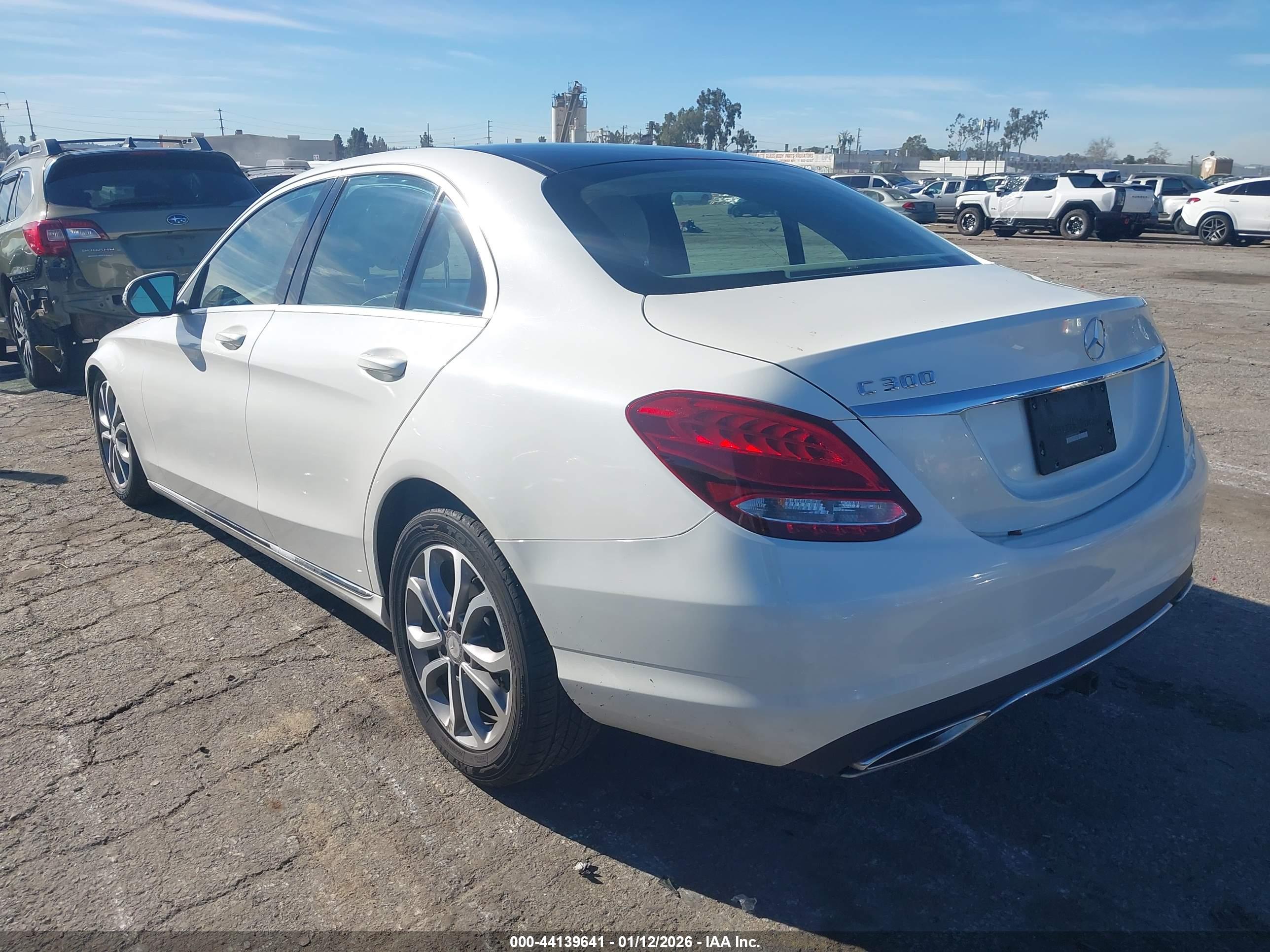 MERCEDES-BENZ C image 3