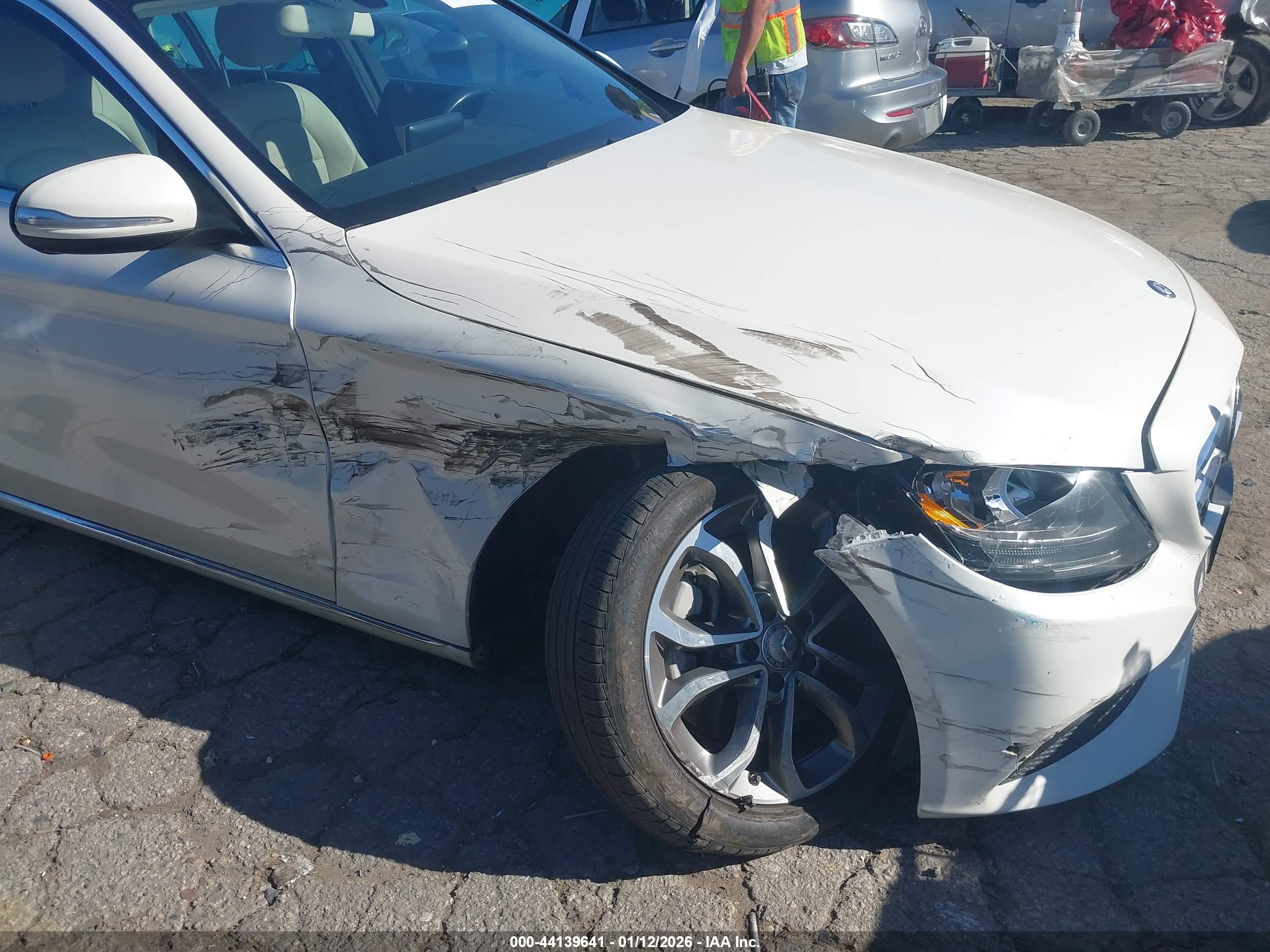 MERCEDES-BENZ C image 6