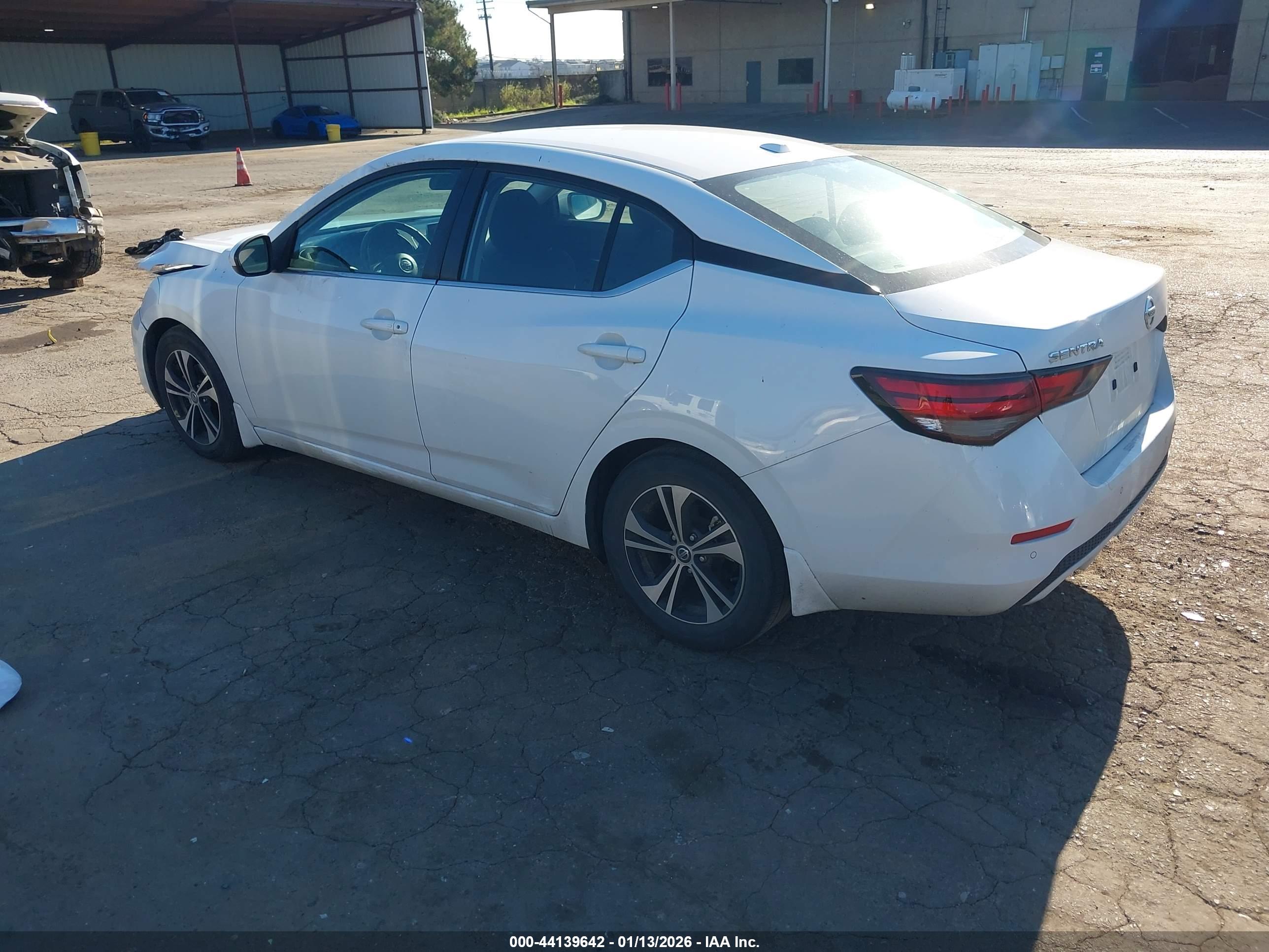 NISSAN SENTRA image 3