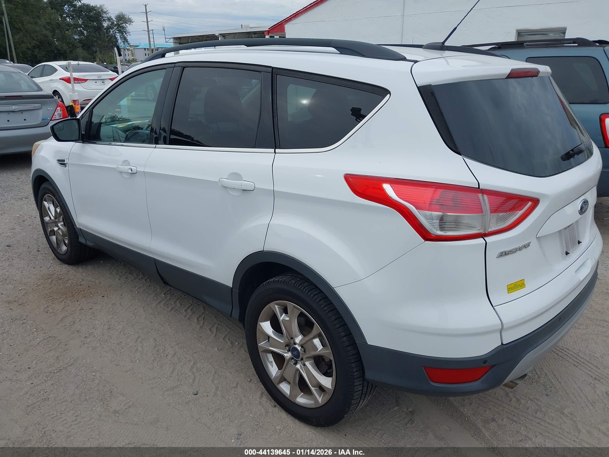 FORD ESCAPE image 3