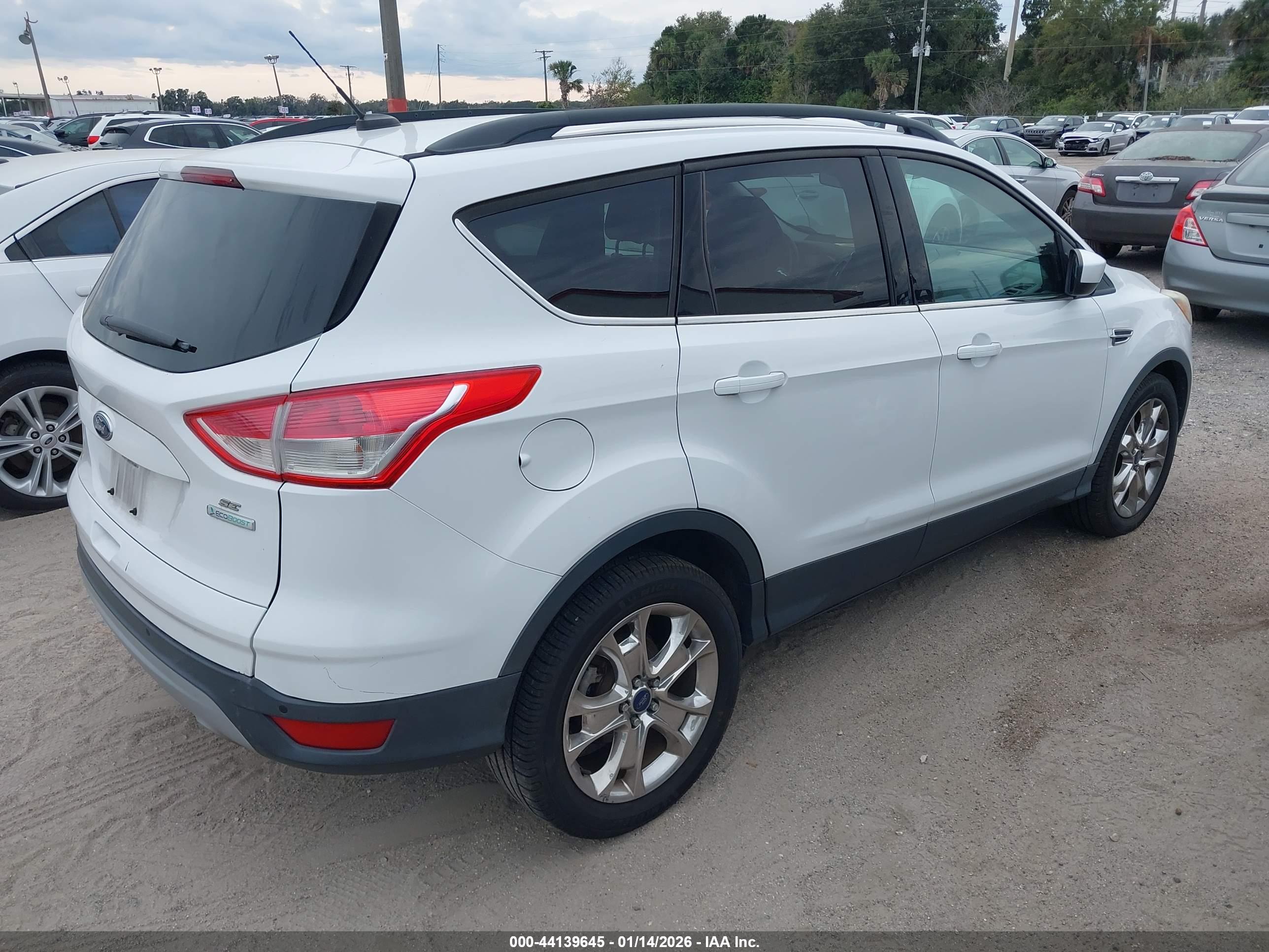 FORD ESCAPE image 4
