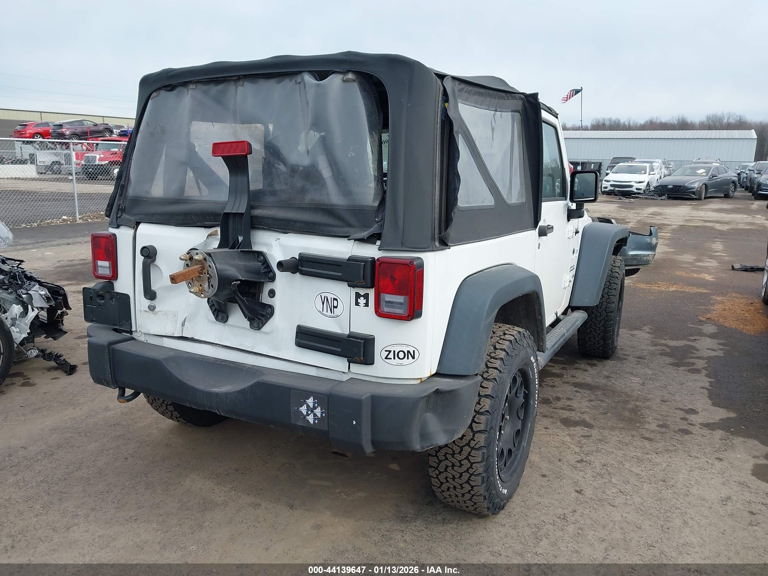 JEEP WRANGLER image 4