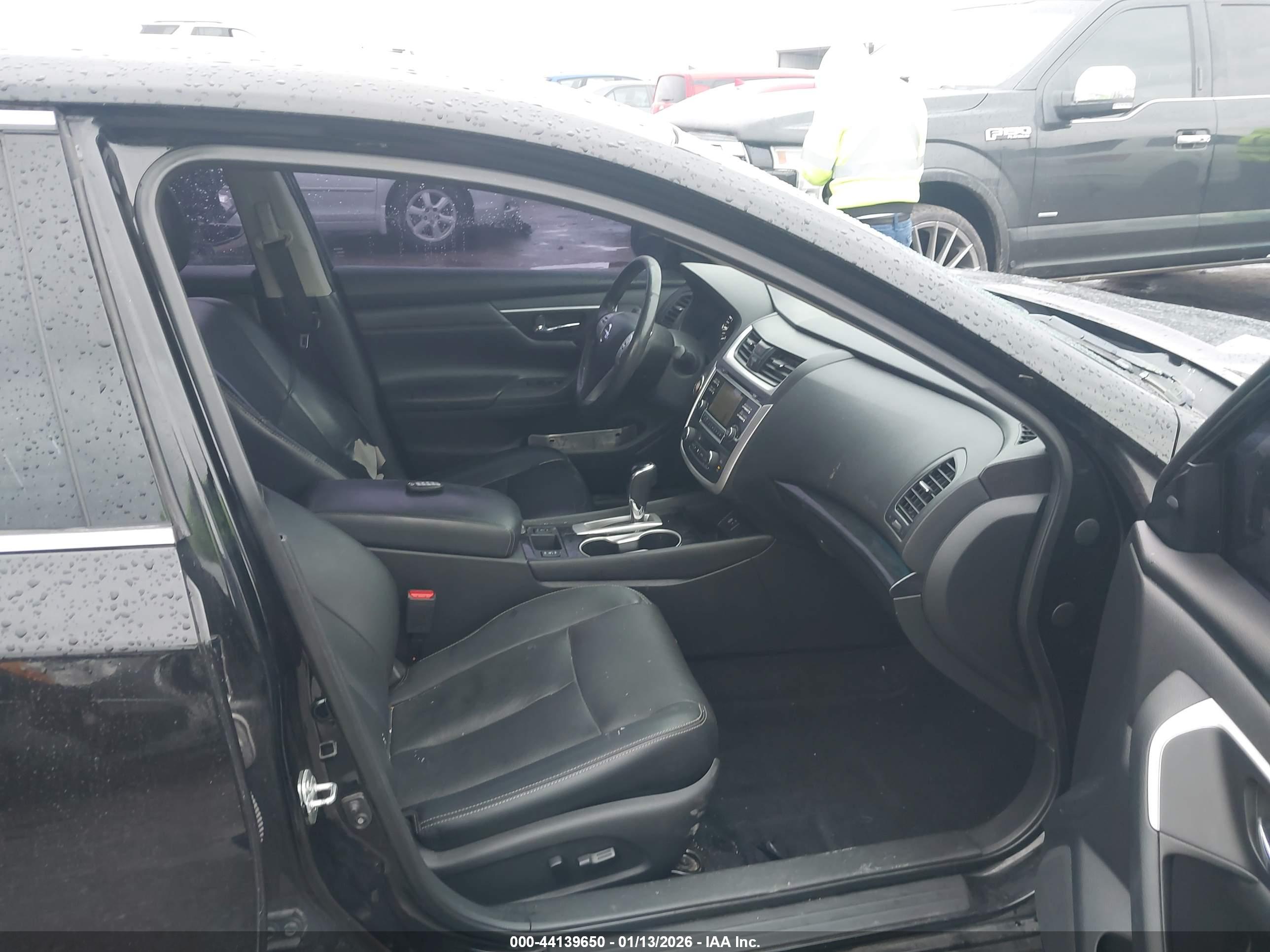 NISSAN ALTIMA image 5