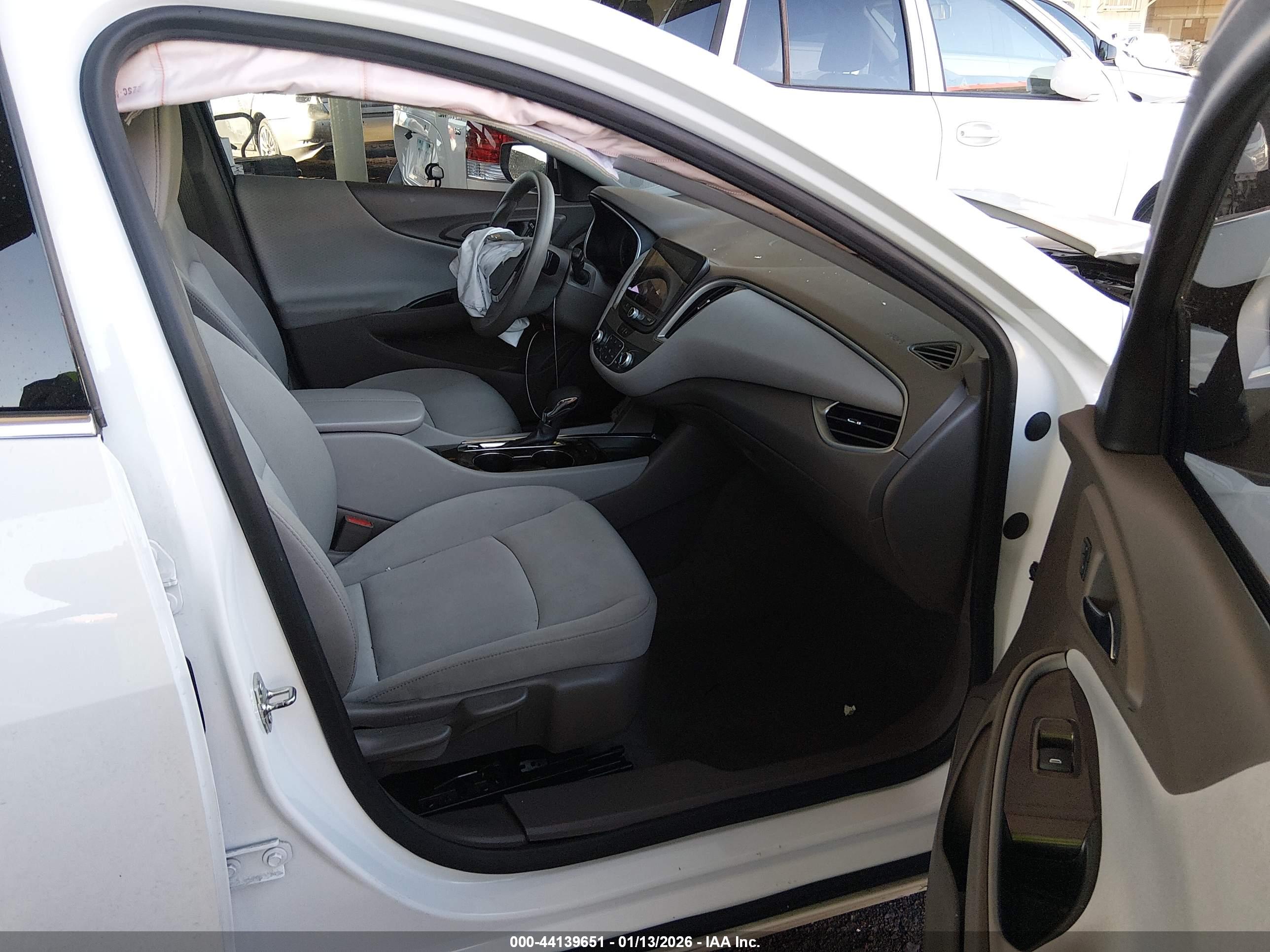 CHEVROLET MALIBU image 5