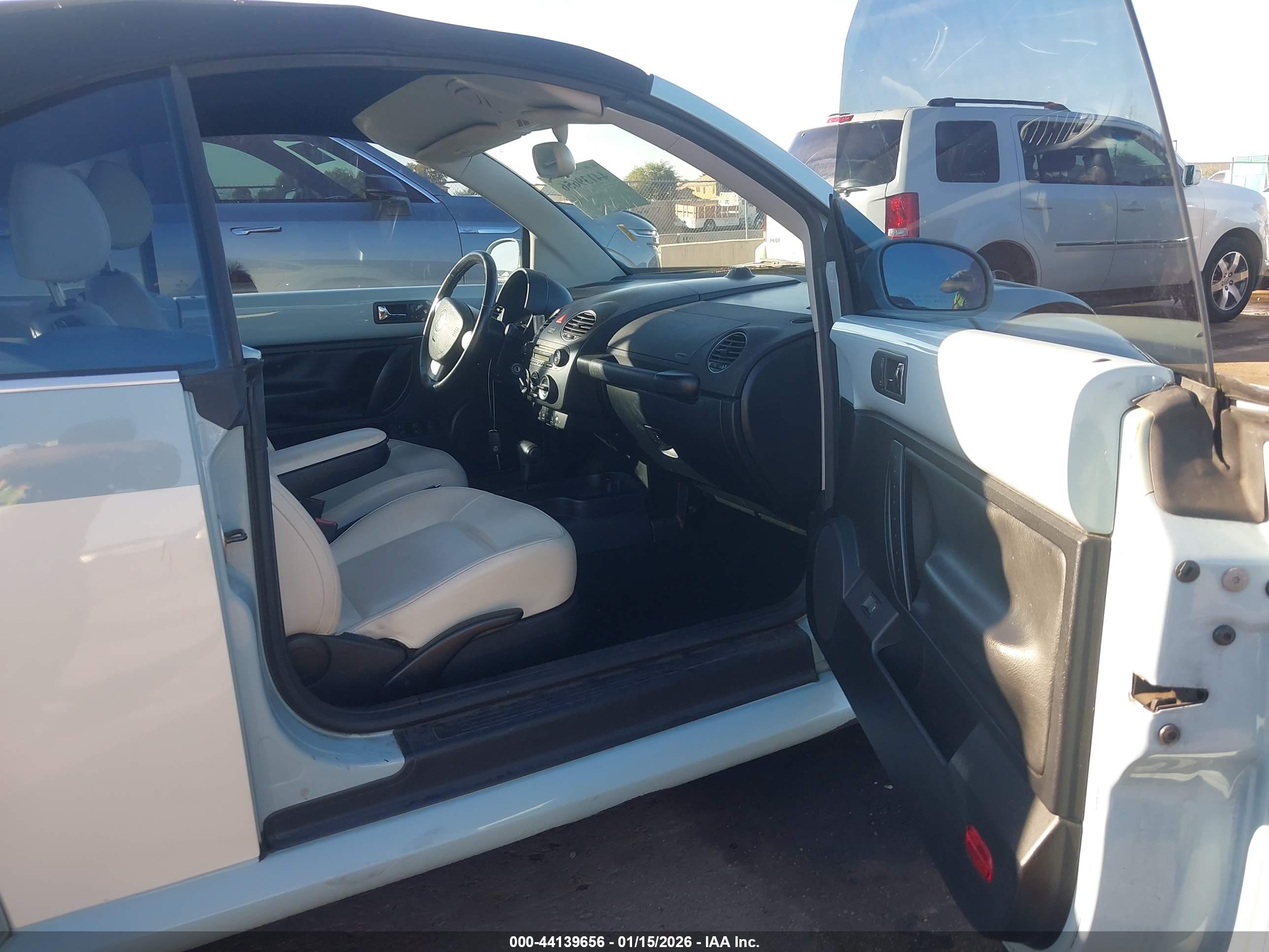 VOLKSWAGEN NEW image 5