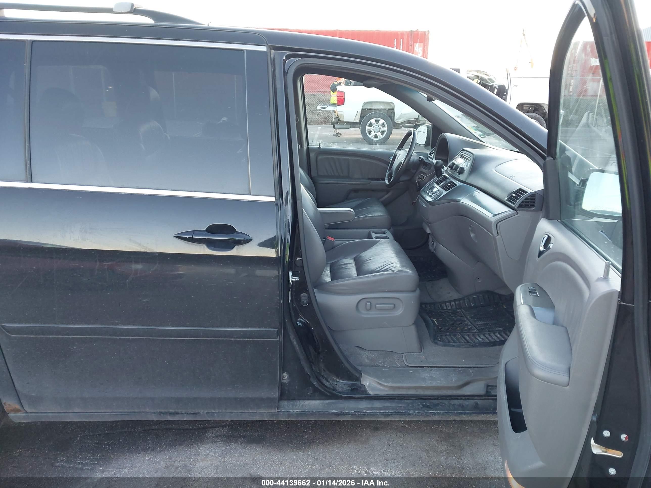 HONDA ODYSSEY image 5