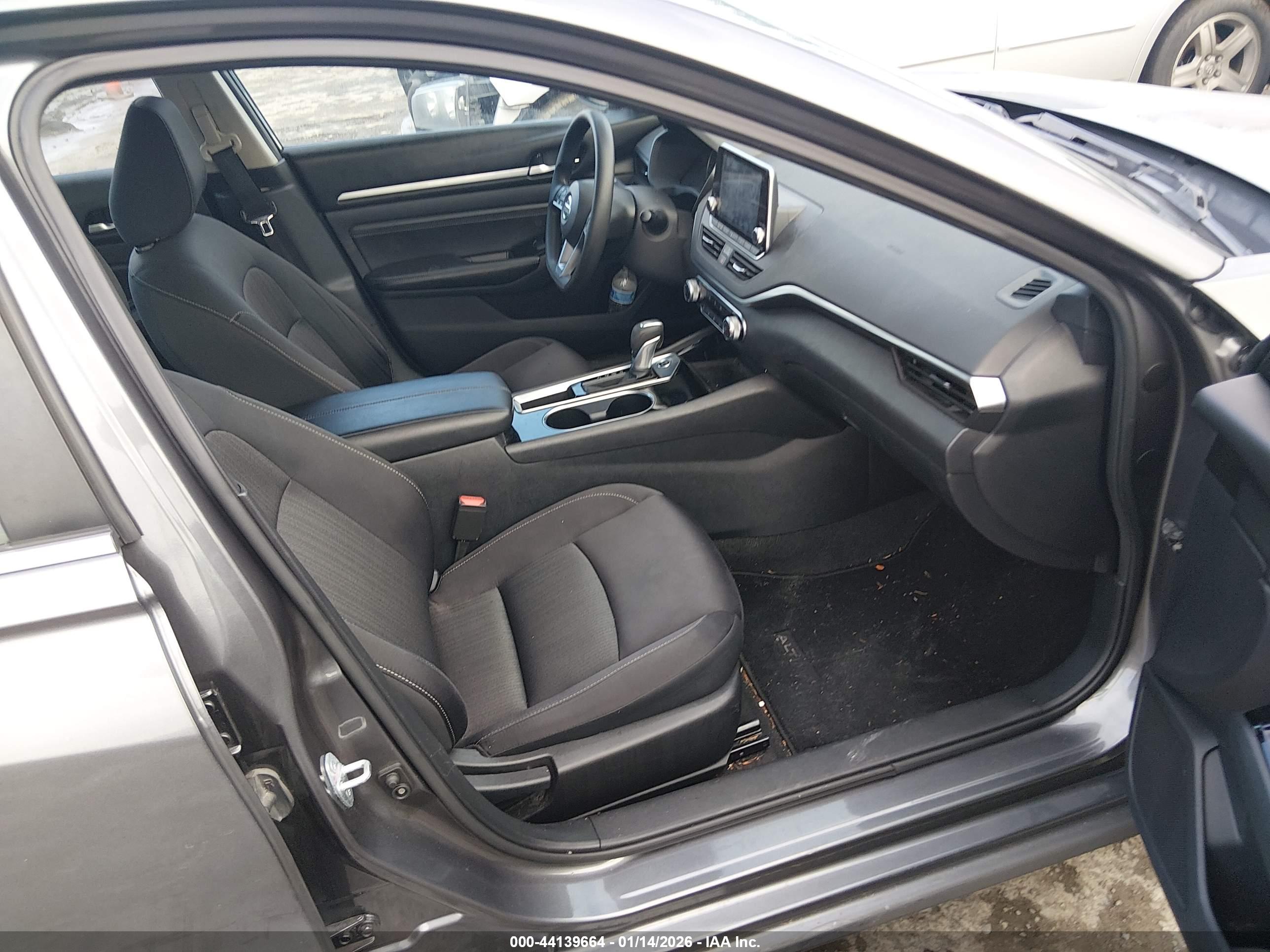NISSAN ALTIMA image 5