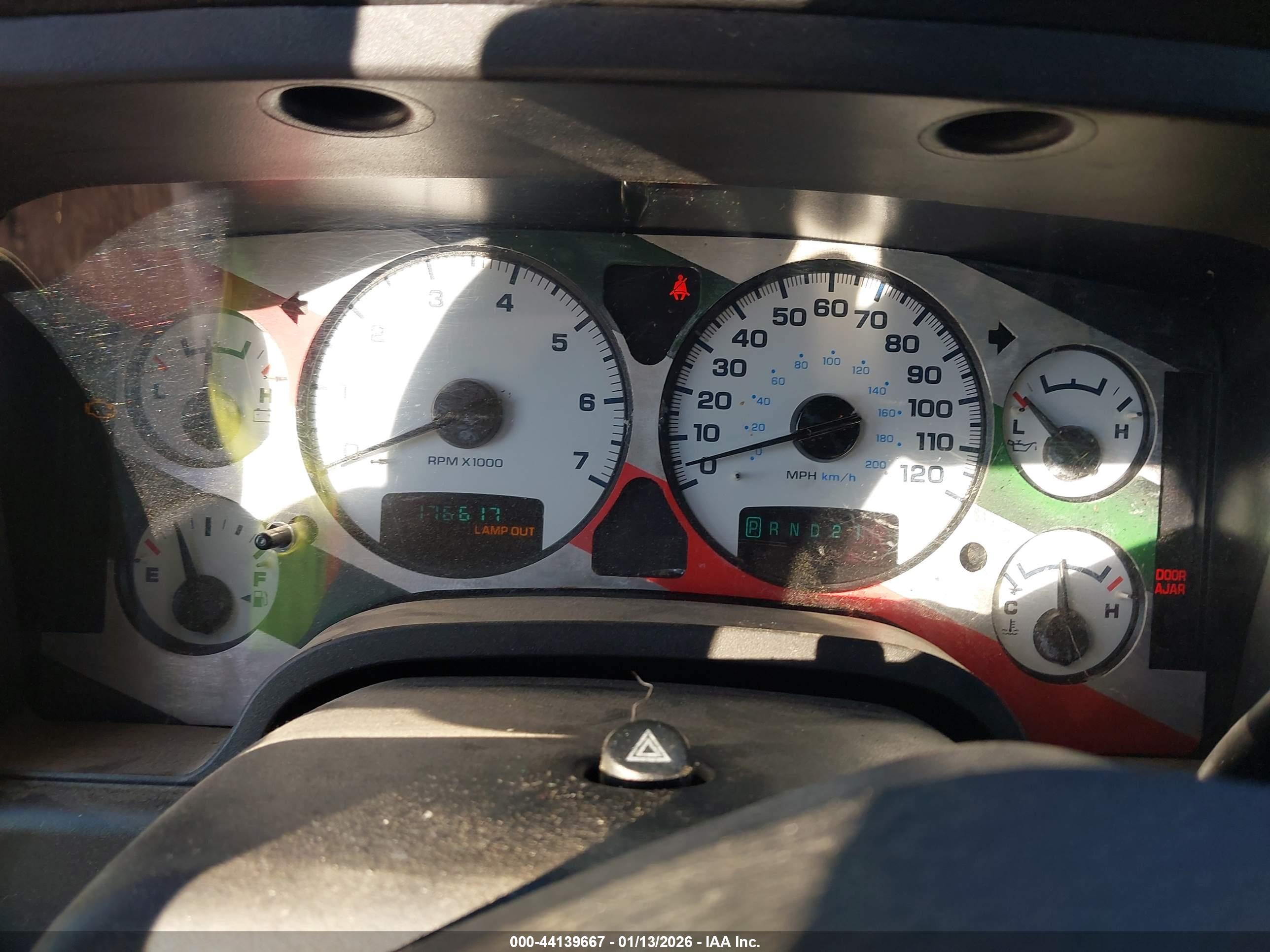 DODGE RAM image 7
