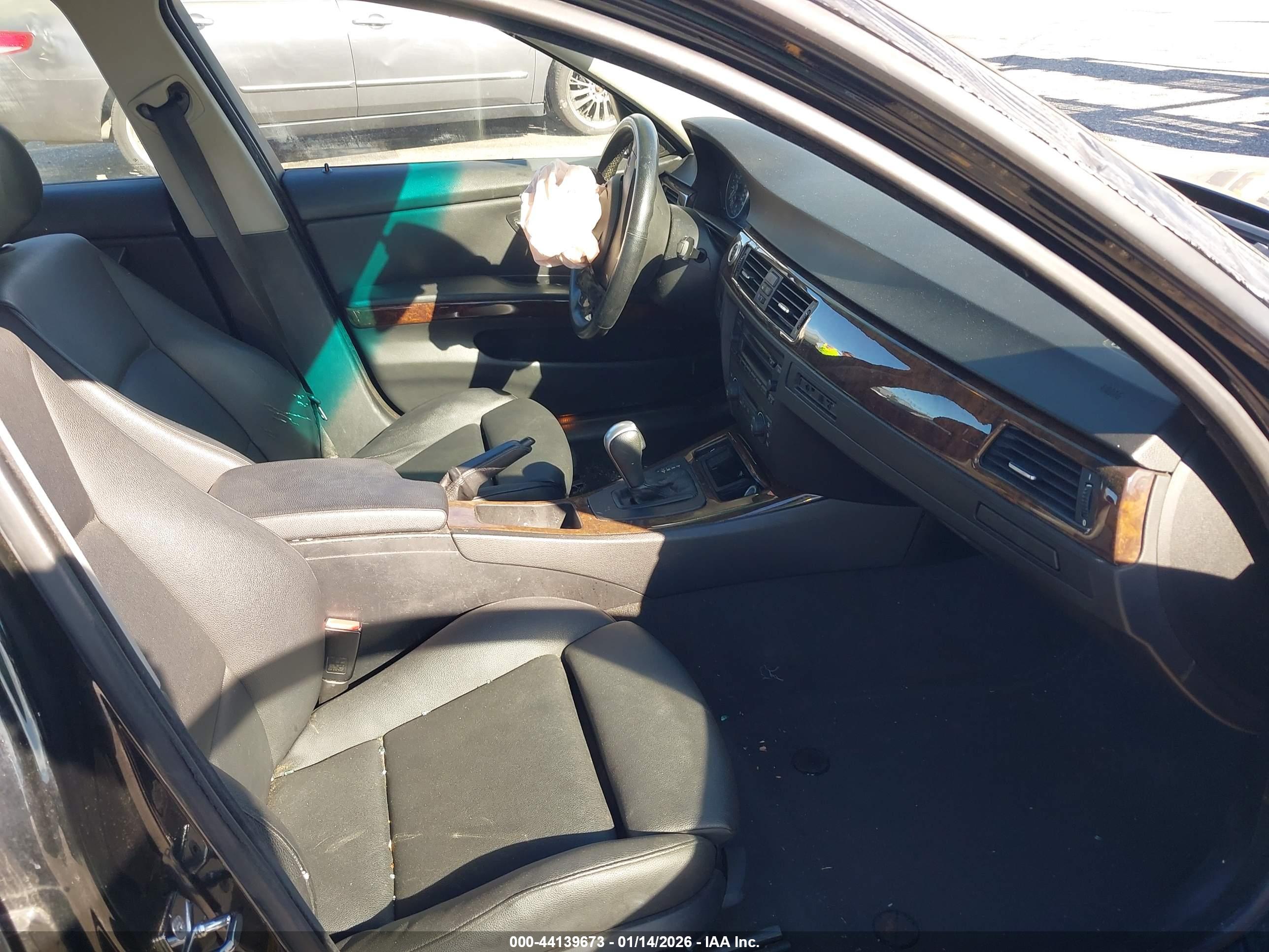 BMW 325I image 5