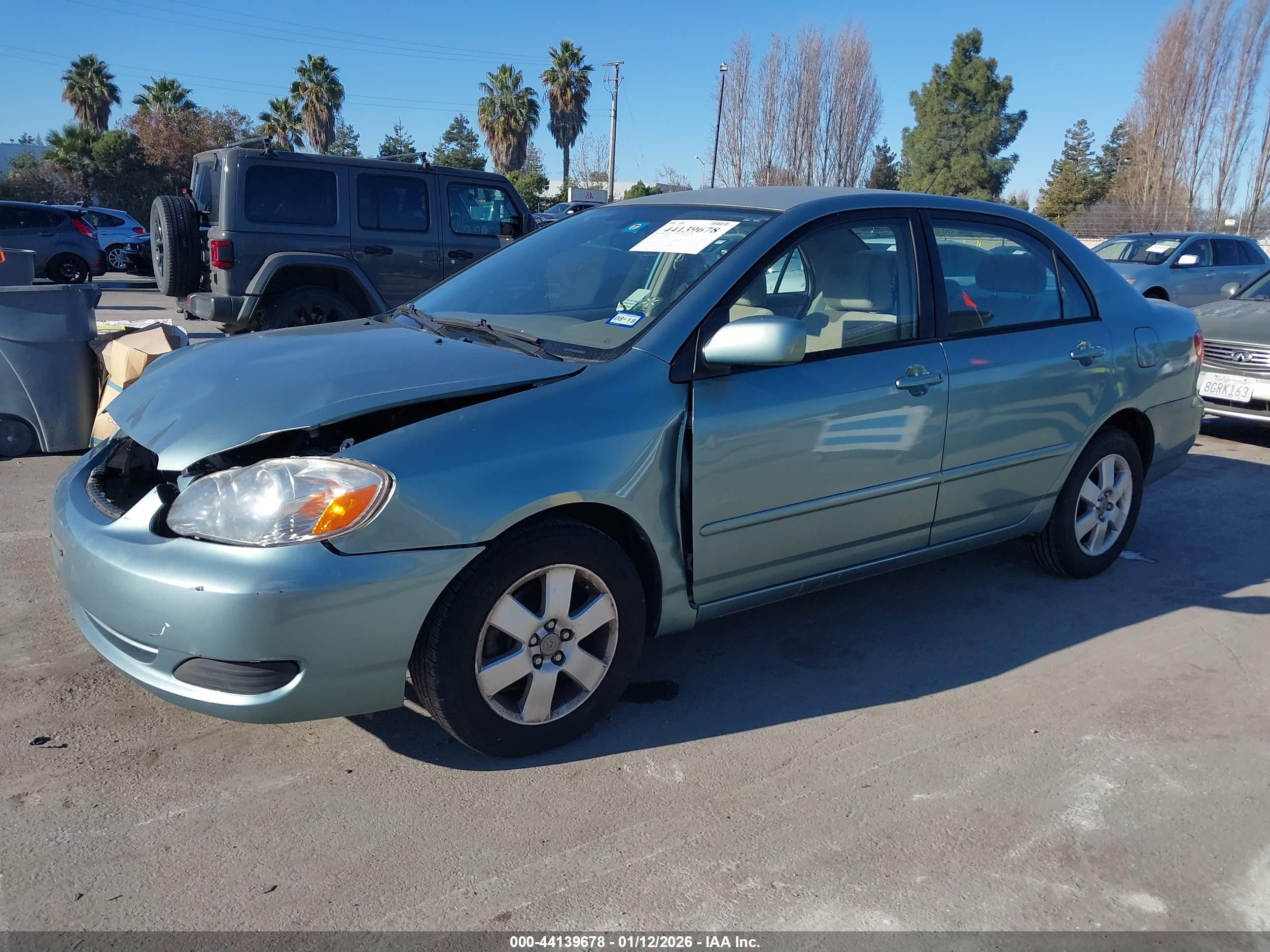 TOYOTA COROLLA image 2