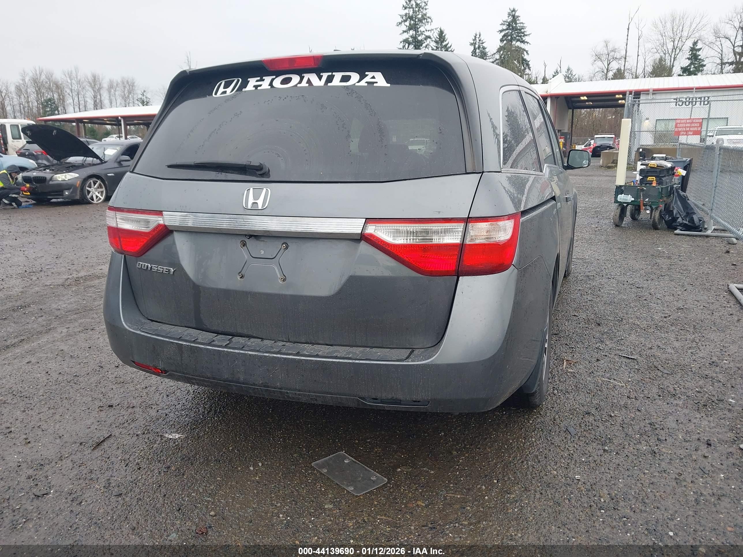HONDA ODYSSEY image 4