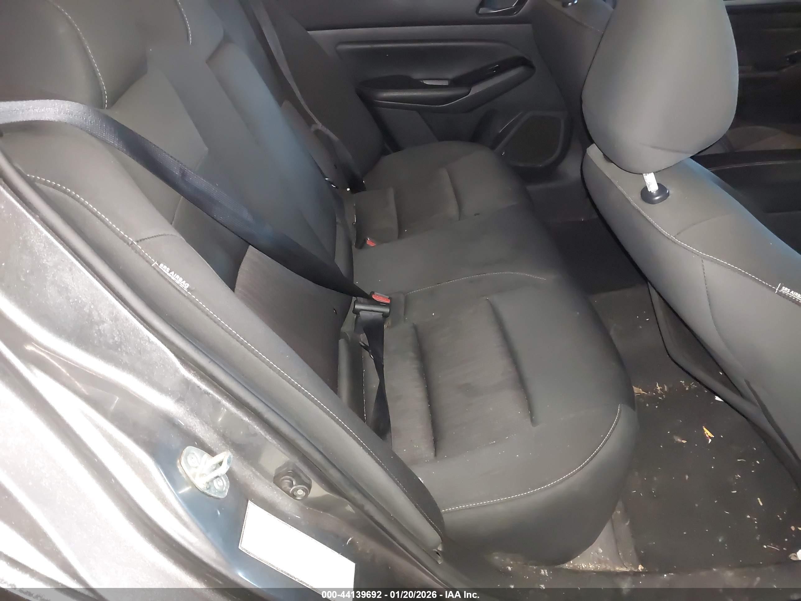 NISSAN ALTIMA image 8