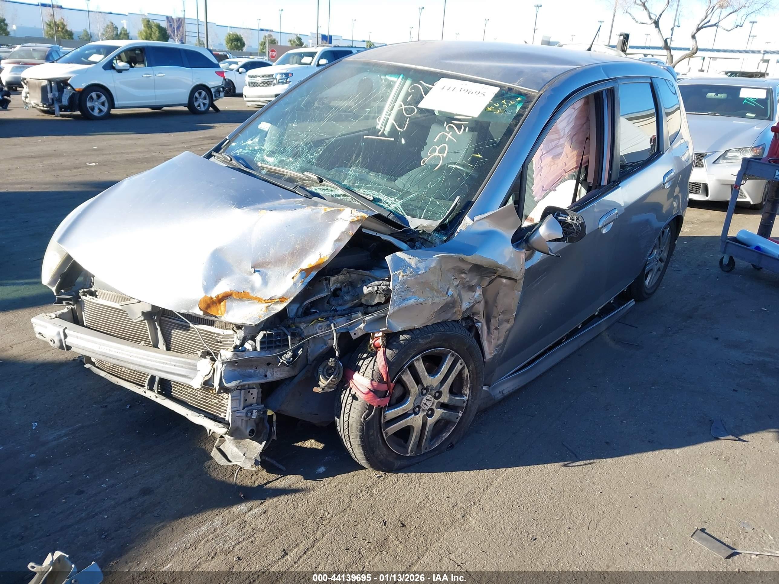HONDA FIT image 2
