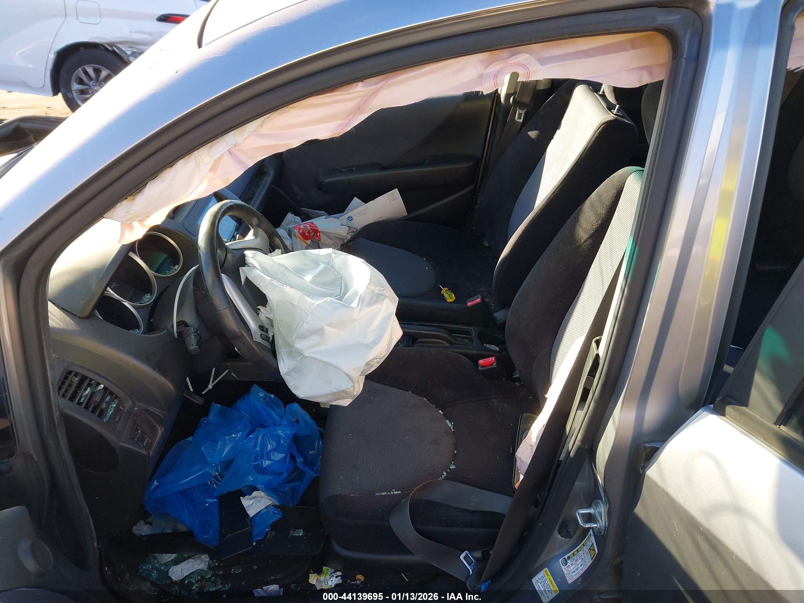 HONDA FIT image 5