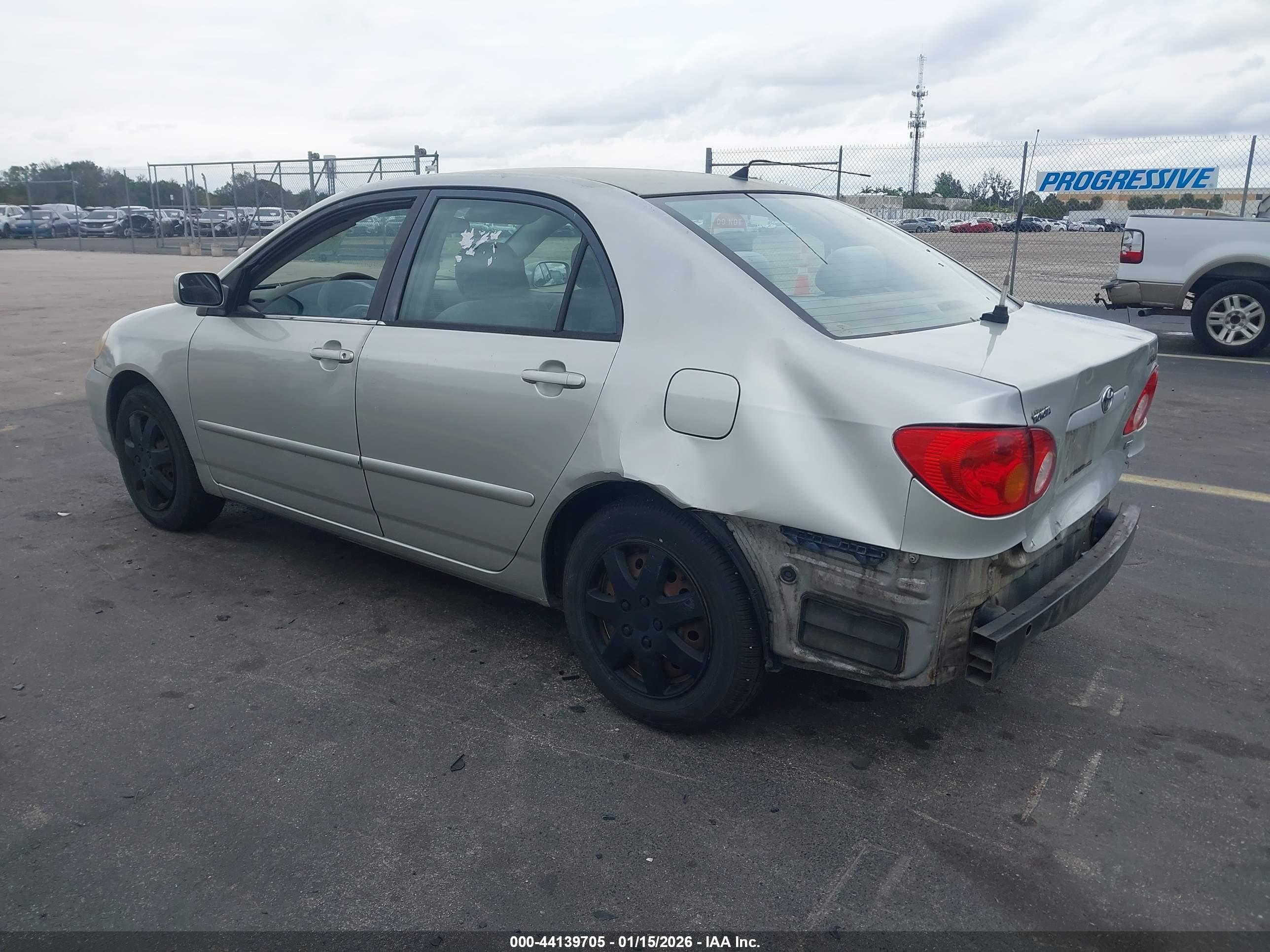 TOYOTA COROLLA image 3