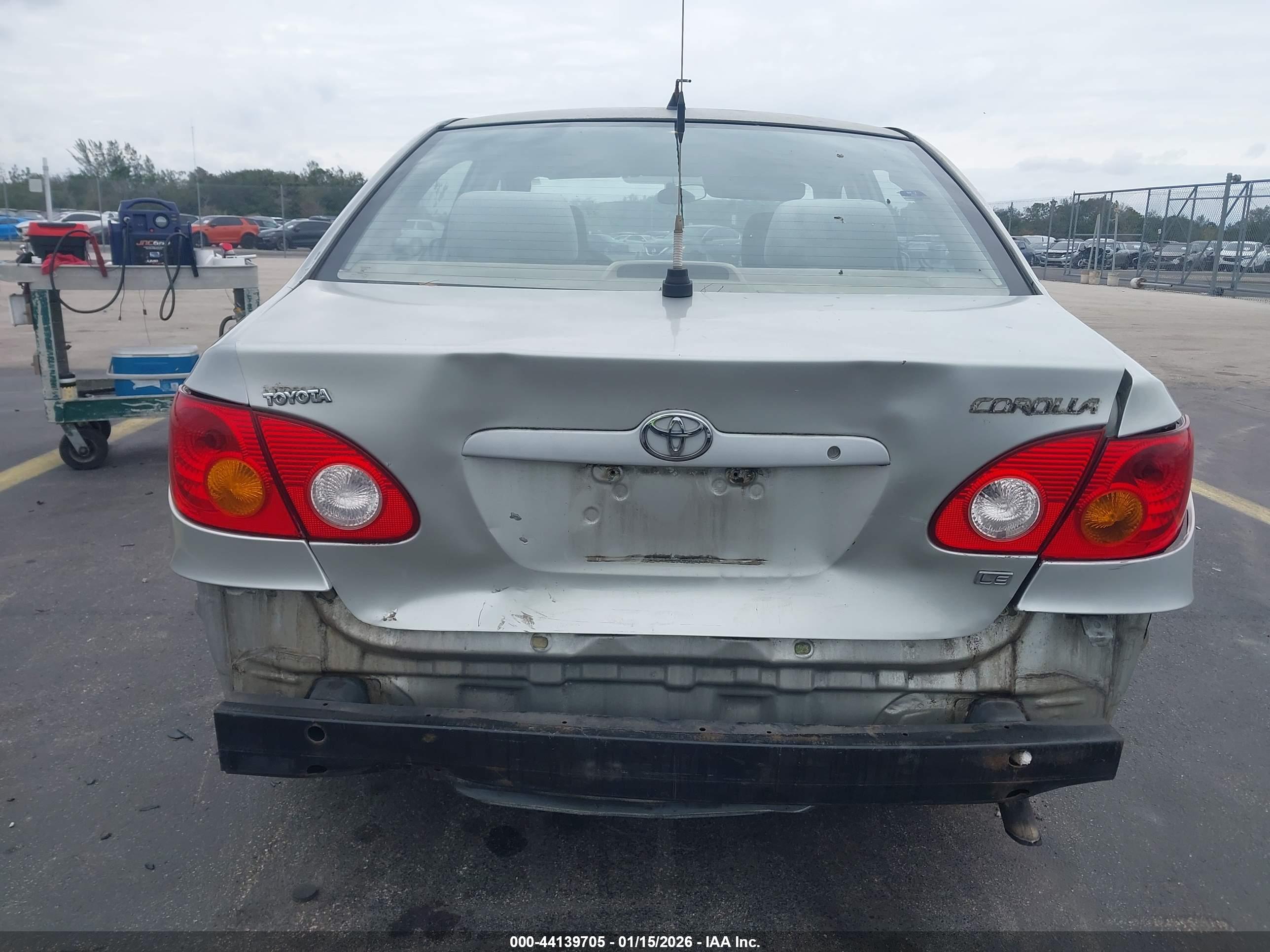TOYOTA COROLLA image 6