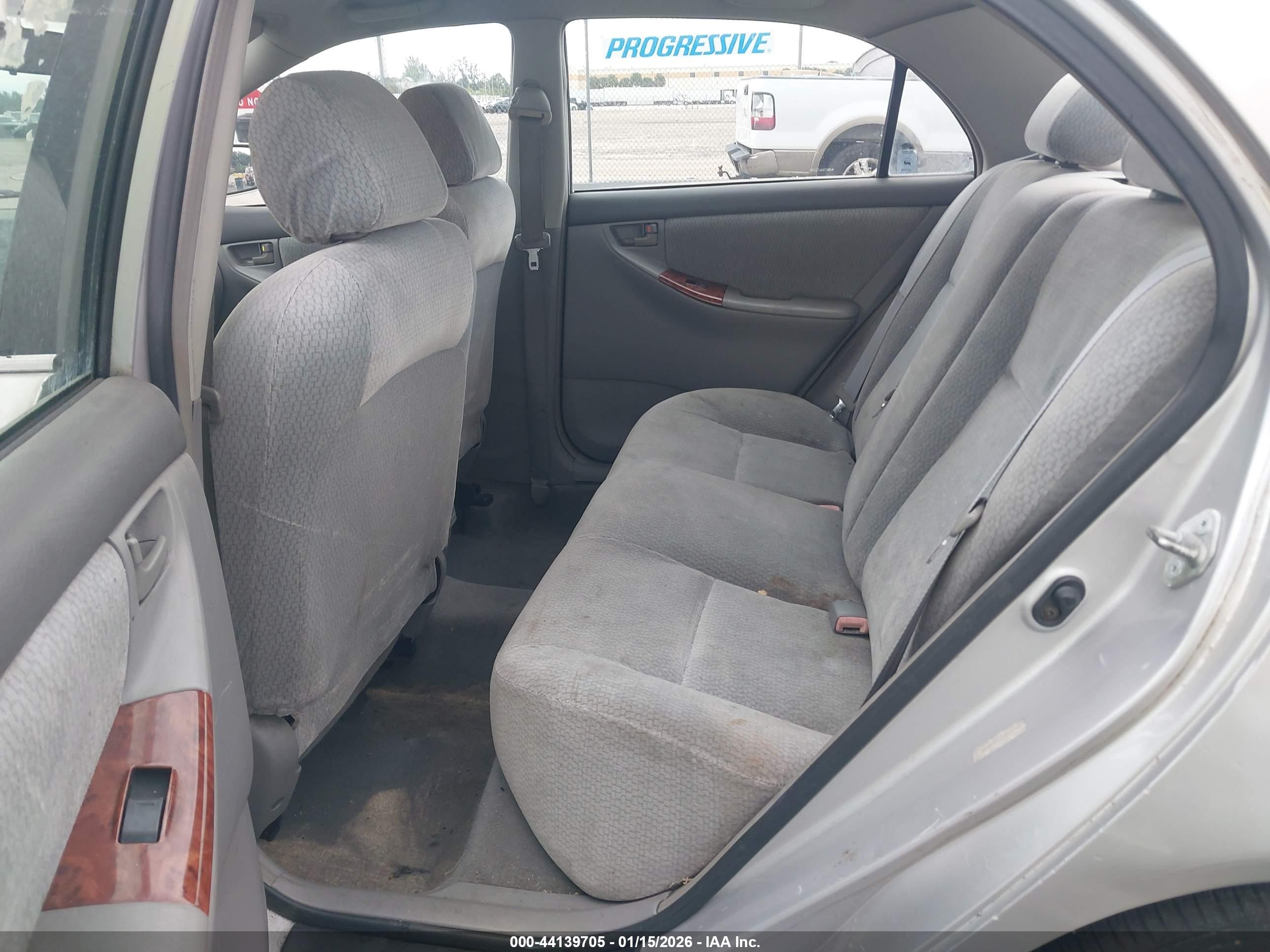 TOYOTA COROLLA image 8