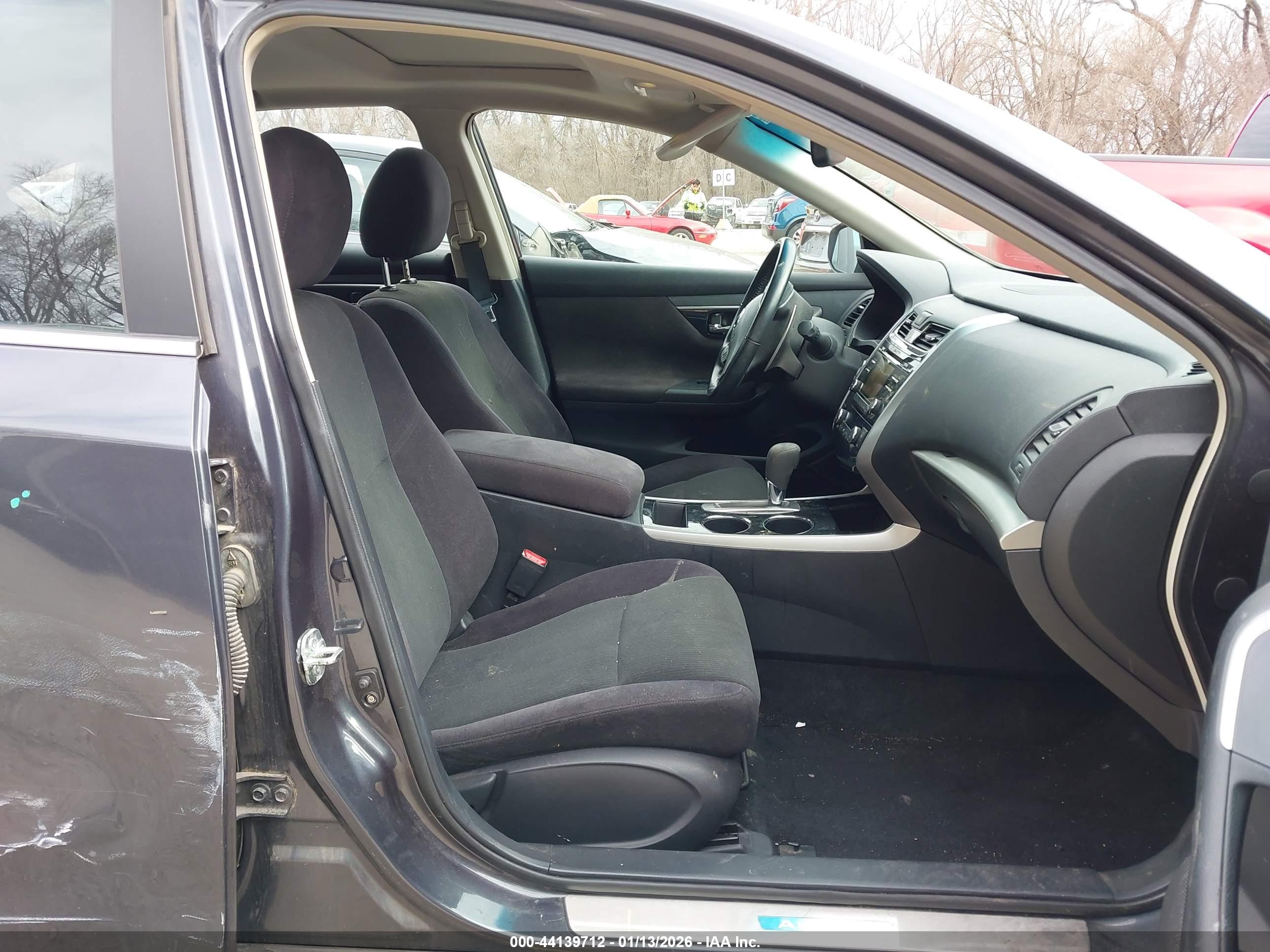 NISSAN ALTIMA image 5