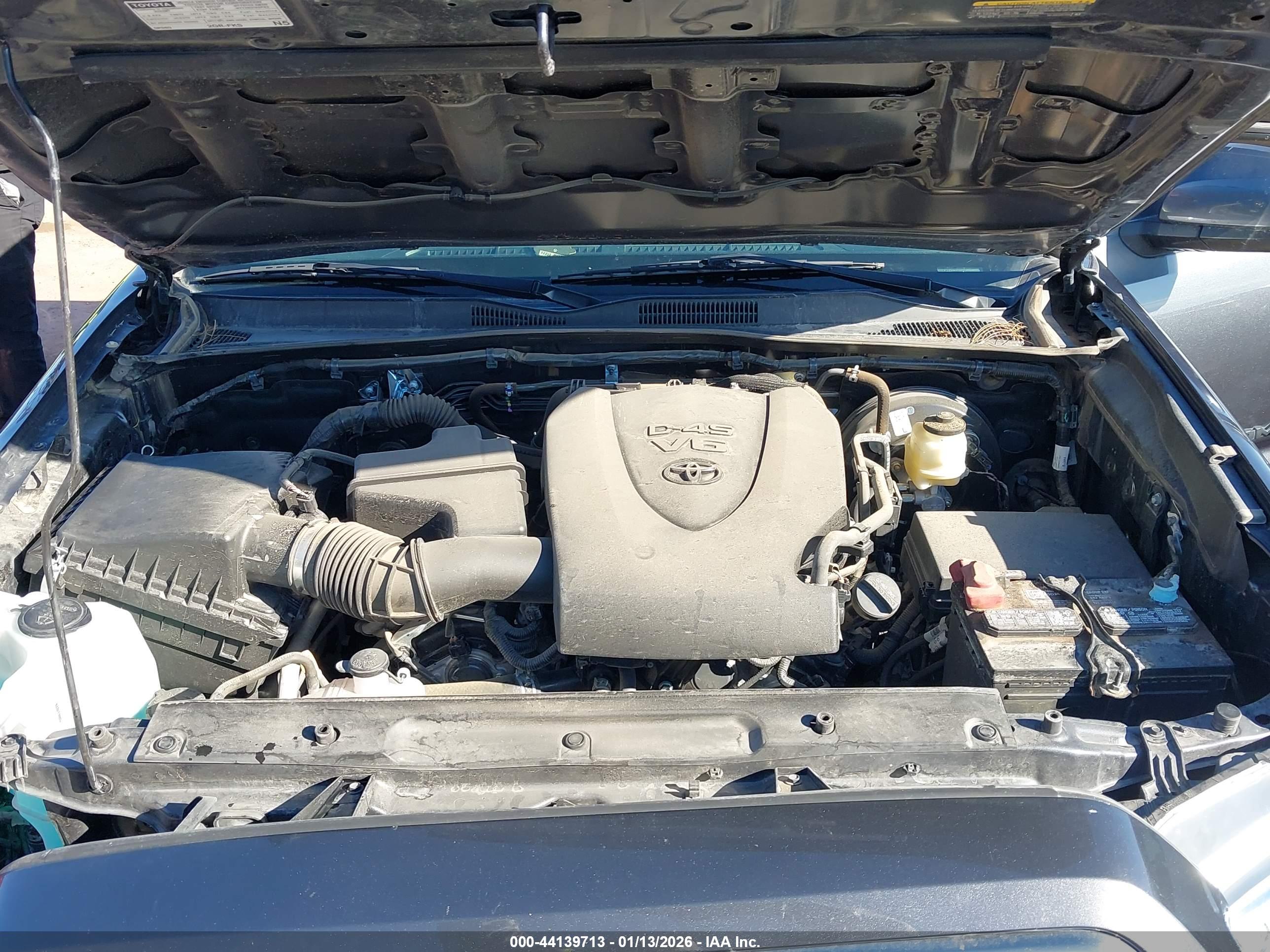 TOYOTA TACOMA image 10
