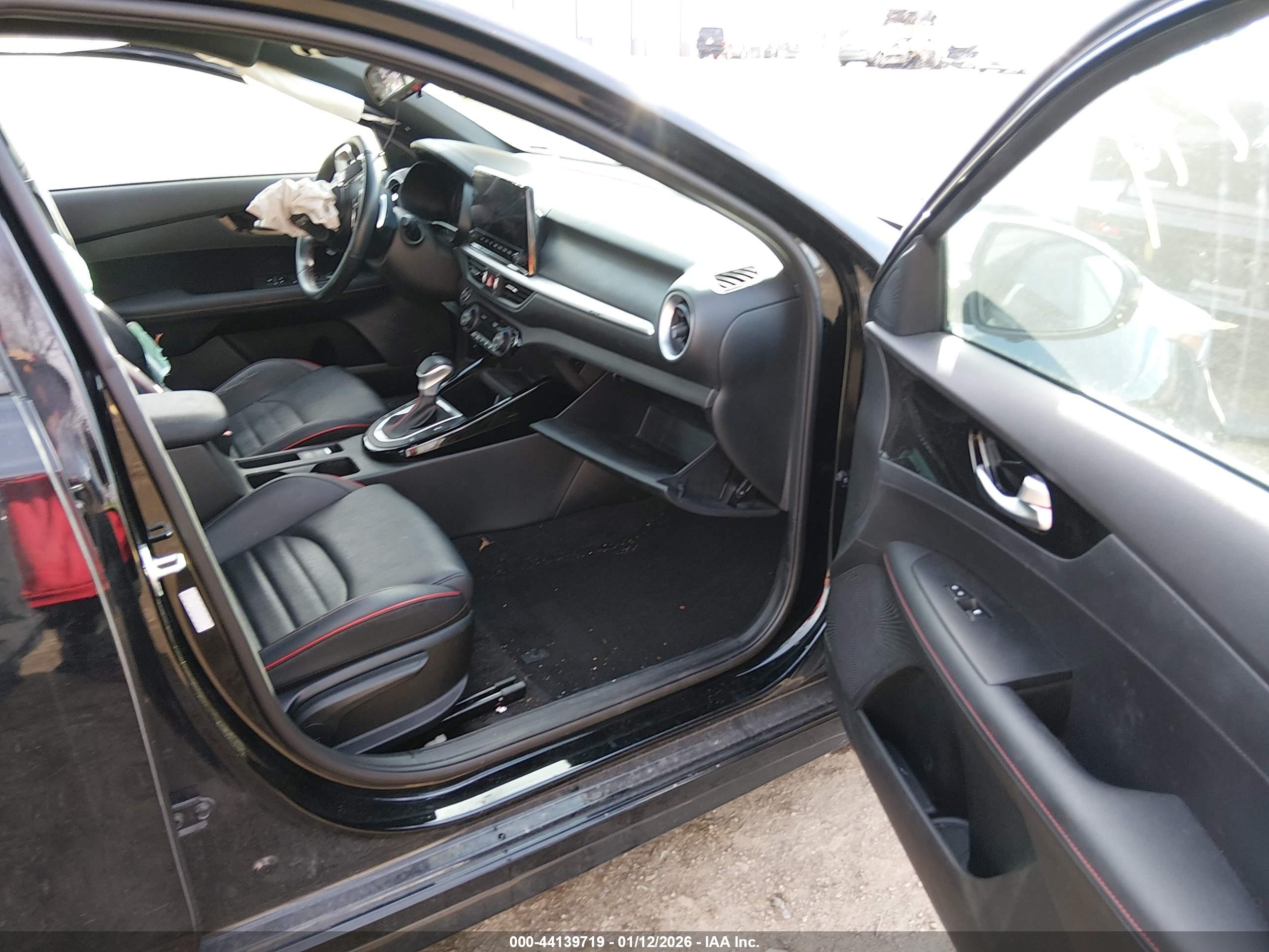 KIA FORTE image 5