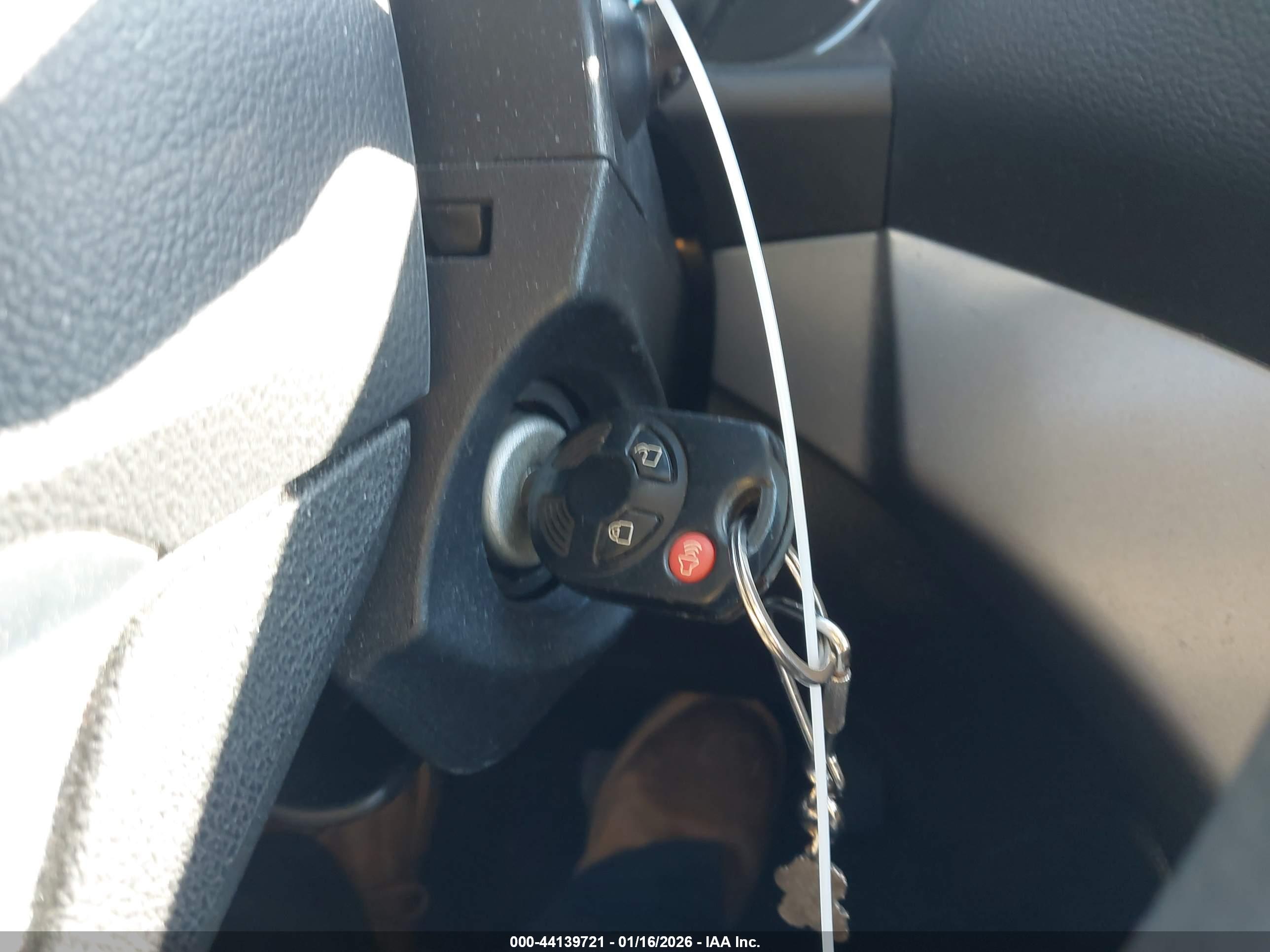 FORD ESCAPE image 11