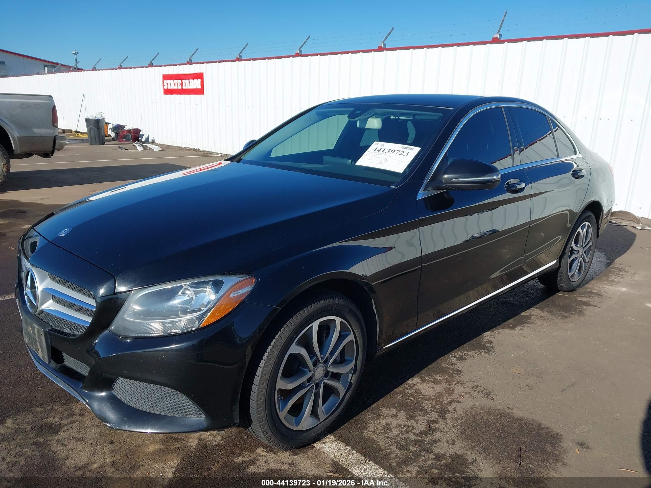 MERCEDES-BENZ C image 2