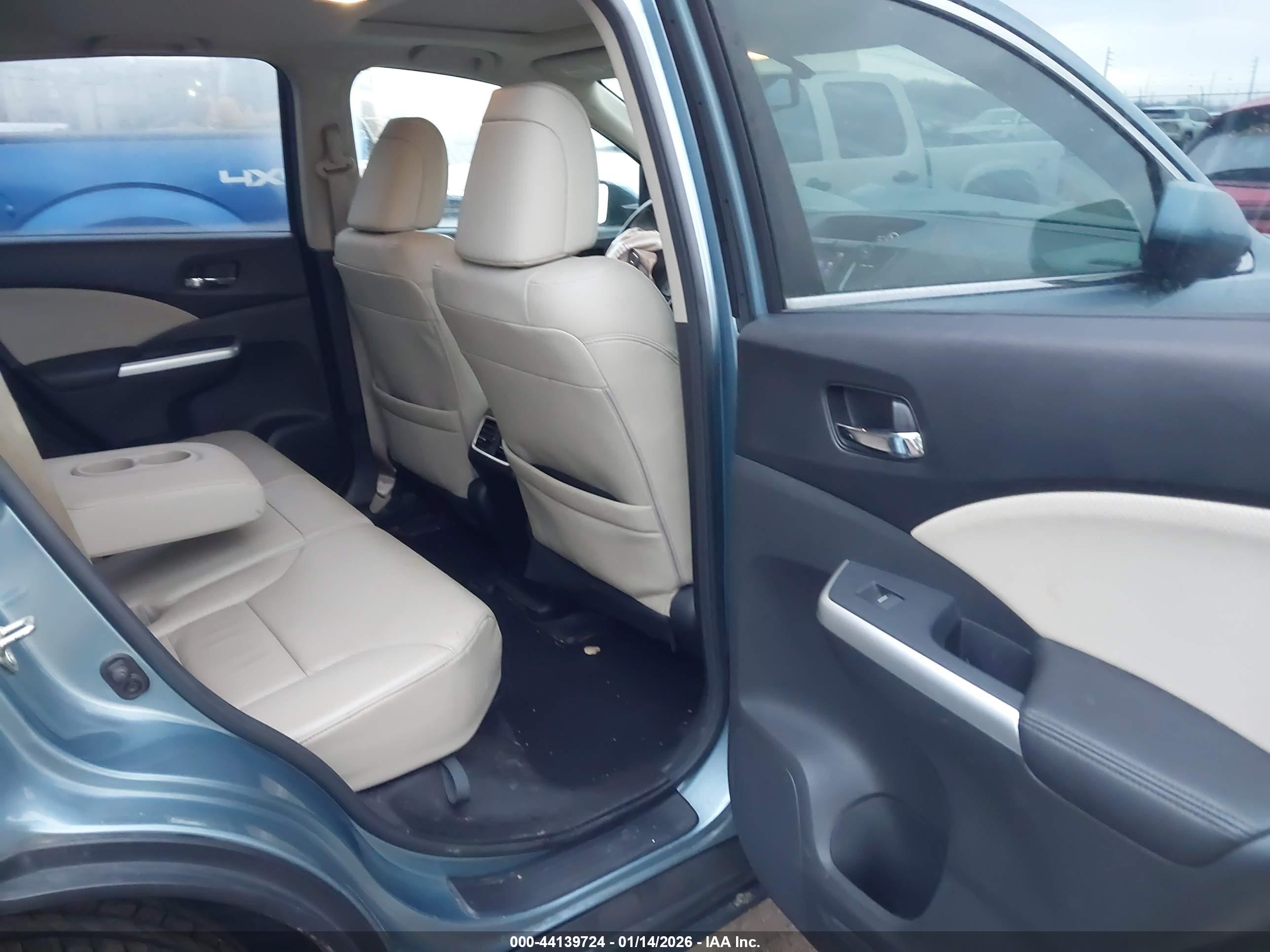 HONDA CR-V image 8