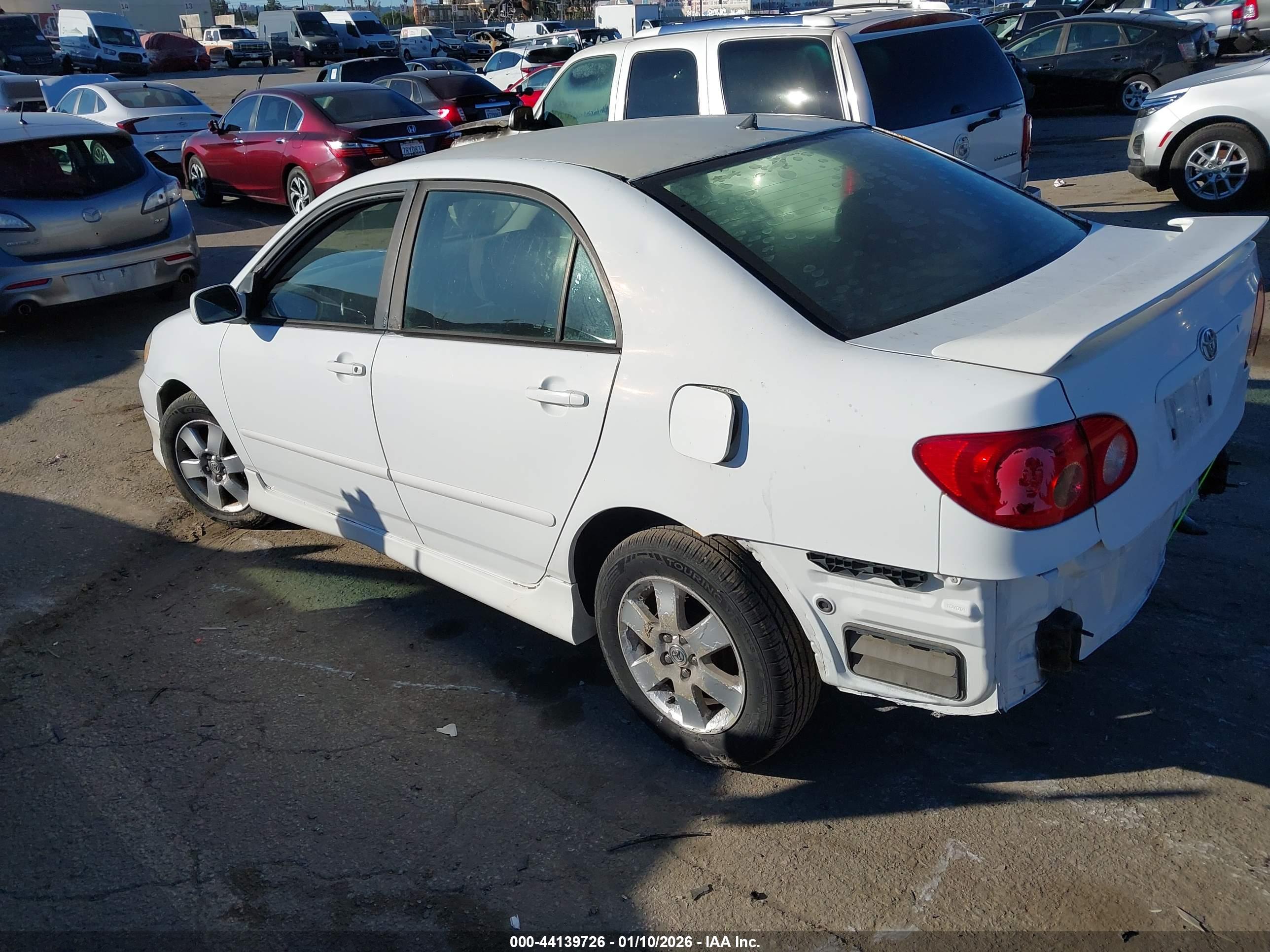 TOYOTA COROLLA image 3