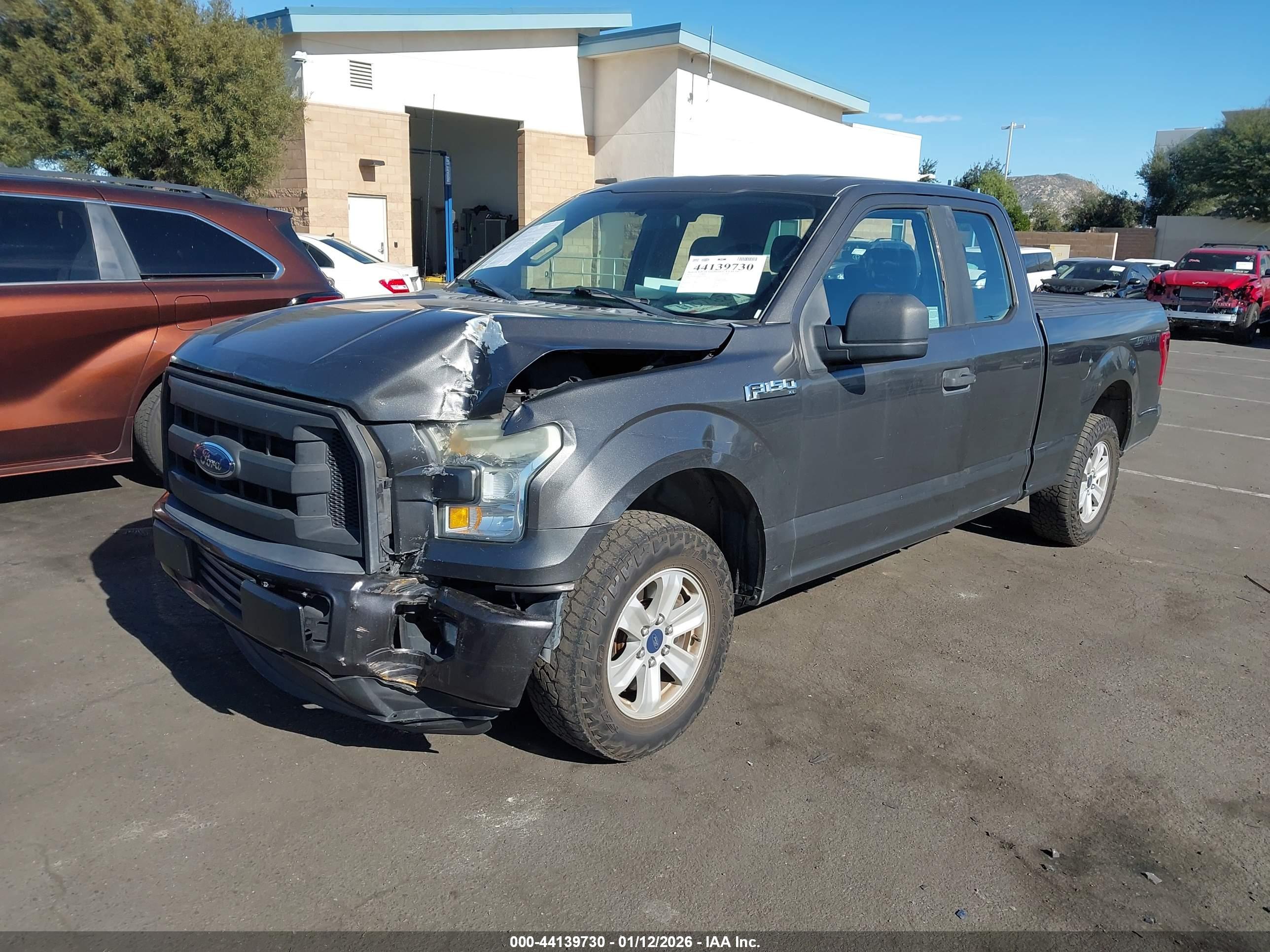 FORD F-150 image 2